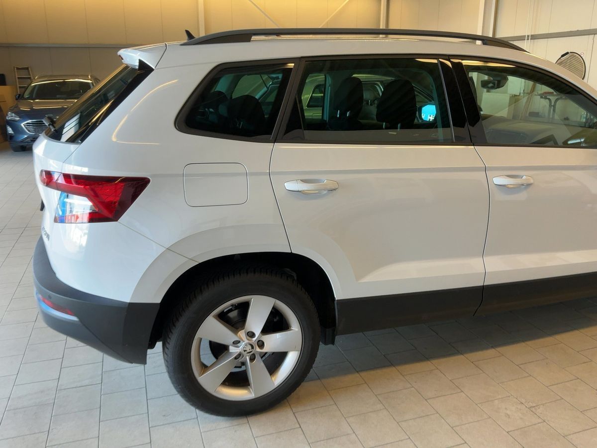Škoda Karoq, 1.0 TSI NAVI TAŽNÉ SERVISKA - fotka 3