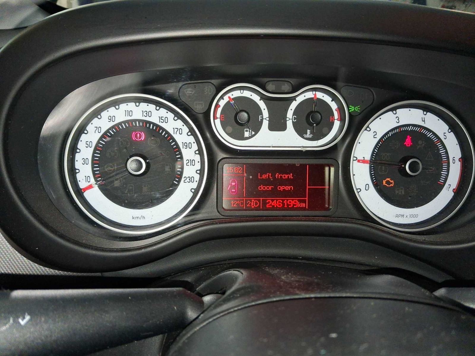 Fiat 500L, 0.9 TwinAir, 7 míst - fotka 3