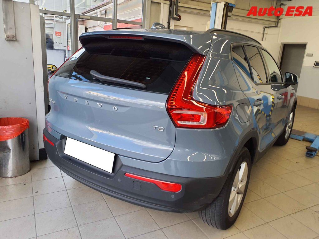 Volvo XC40, 1.5 i T2,2.maj,ČR - fotka 2