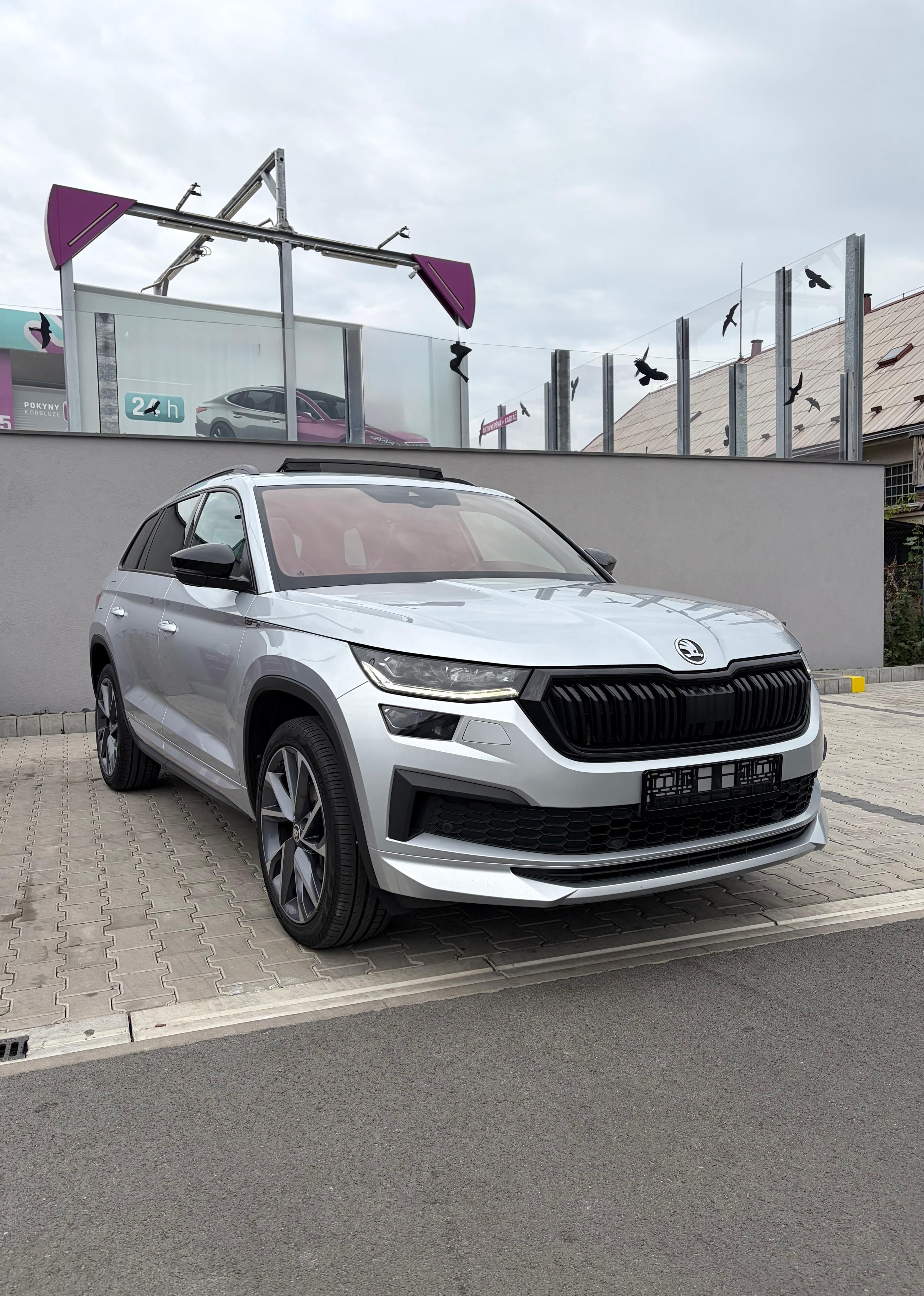 Škoda Kodiaq, 2.0TDI 110kw SPORTLINE PANO - fotka 4