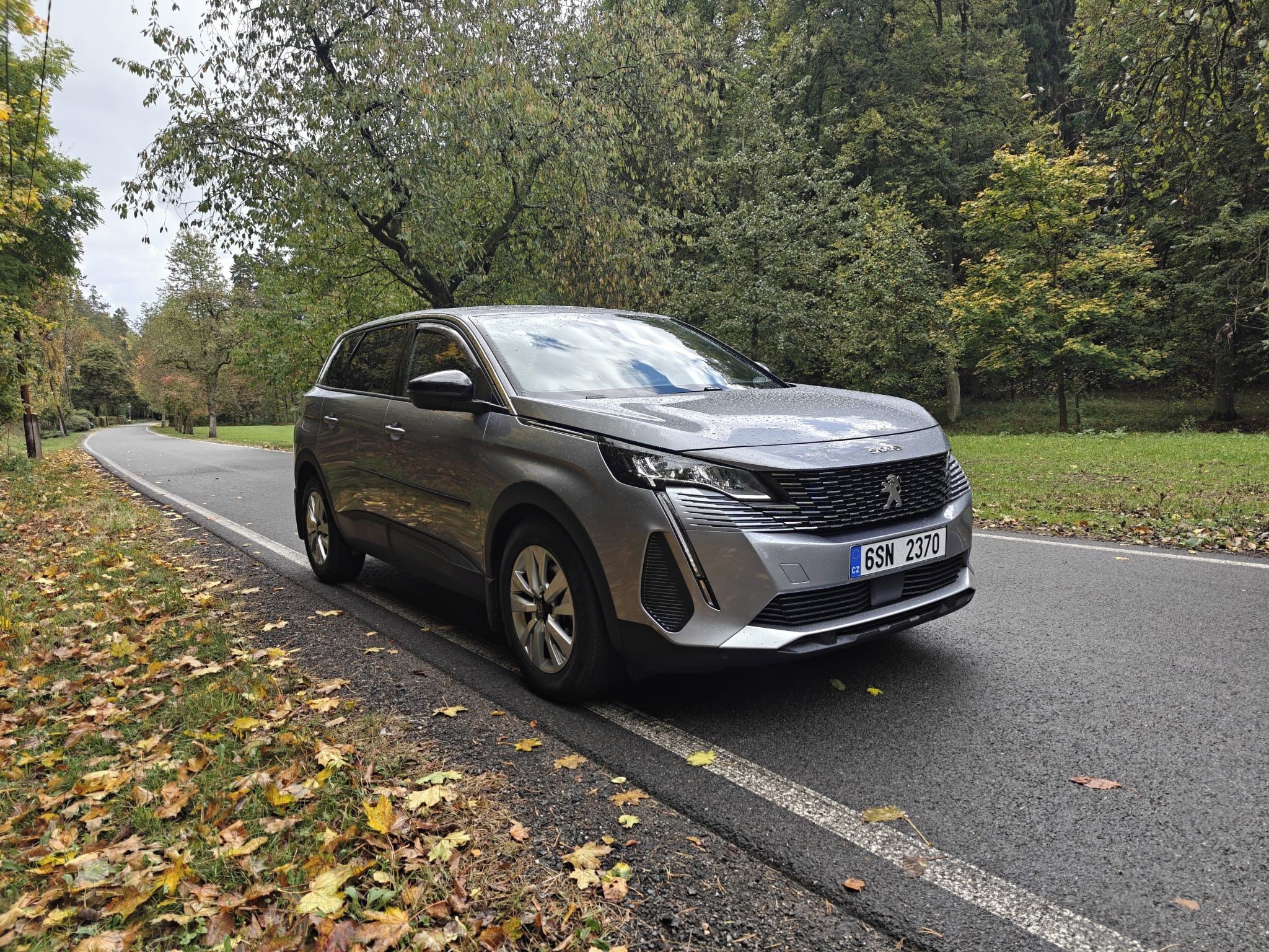 Peugeot 5008, 1.2 pt, aut.,2024, t. záruka - fotka 3