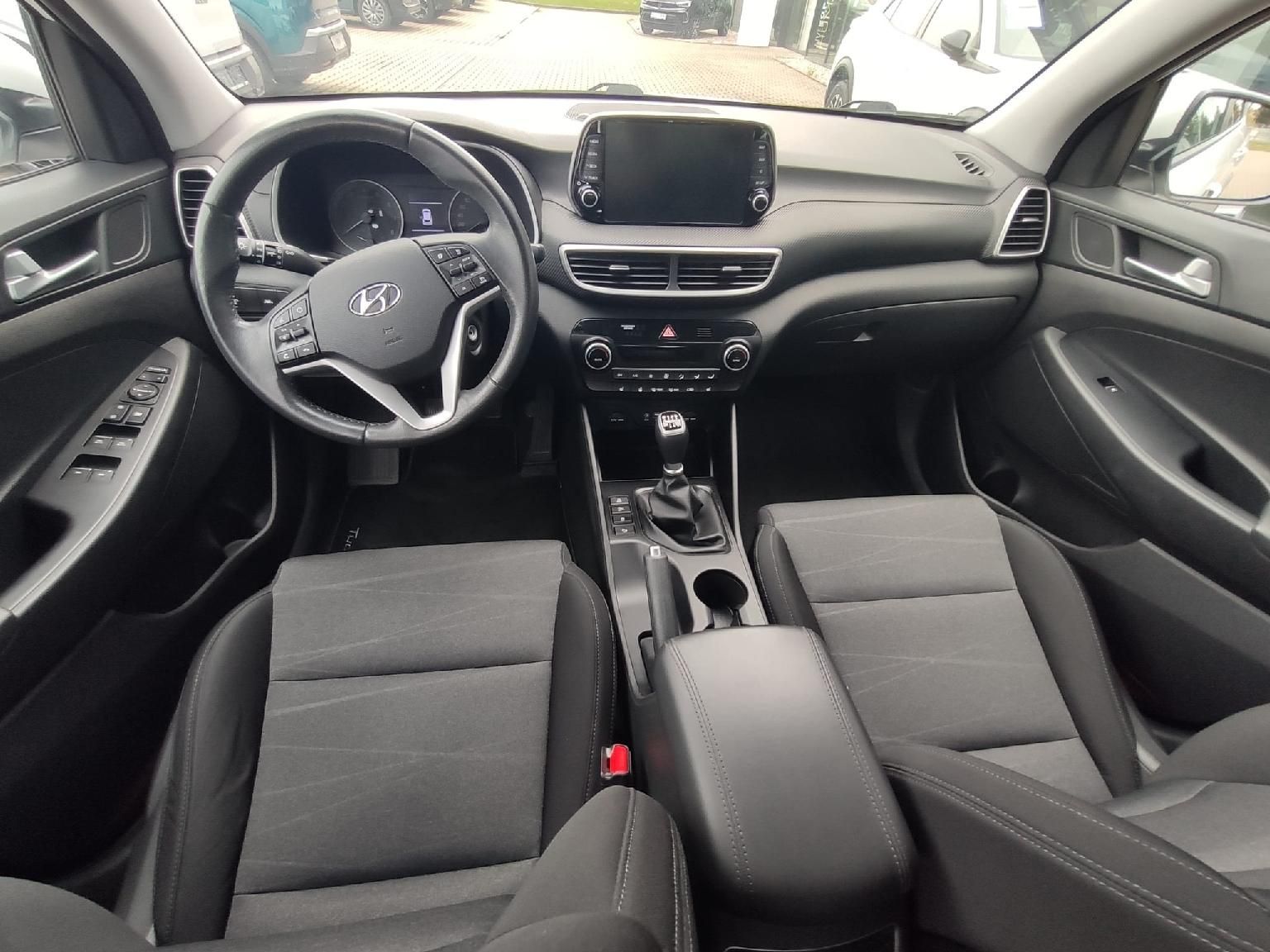 Hyundai Tucson, 1.6 GDI 177k MAN6 TZ, zimáky - fotka 2