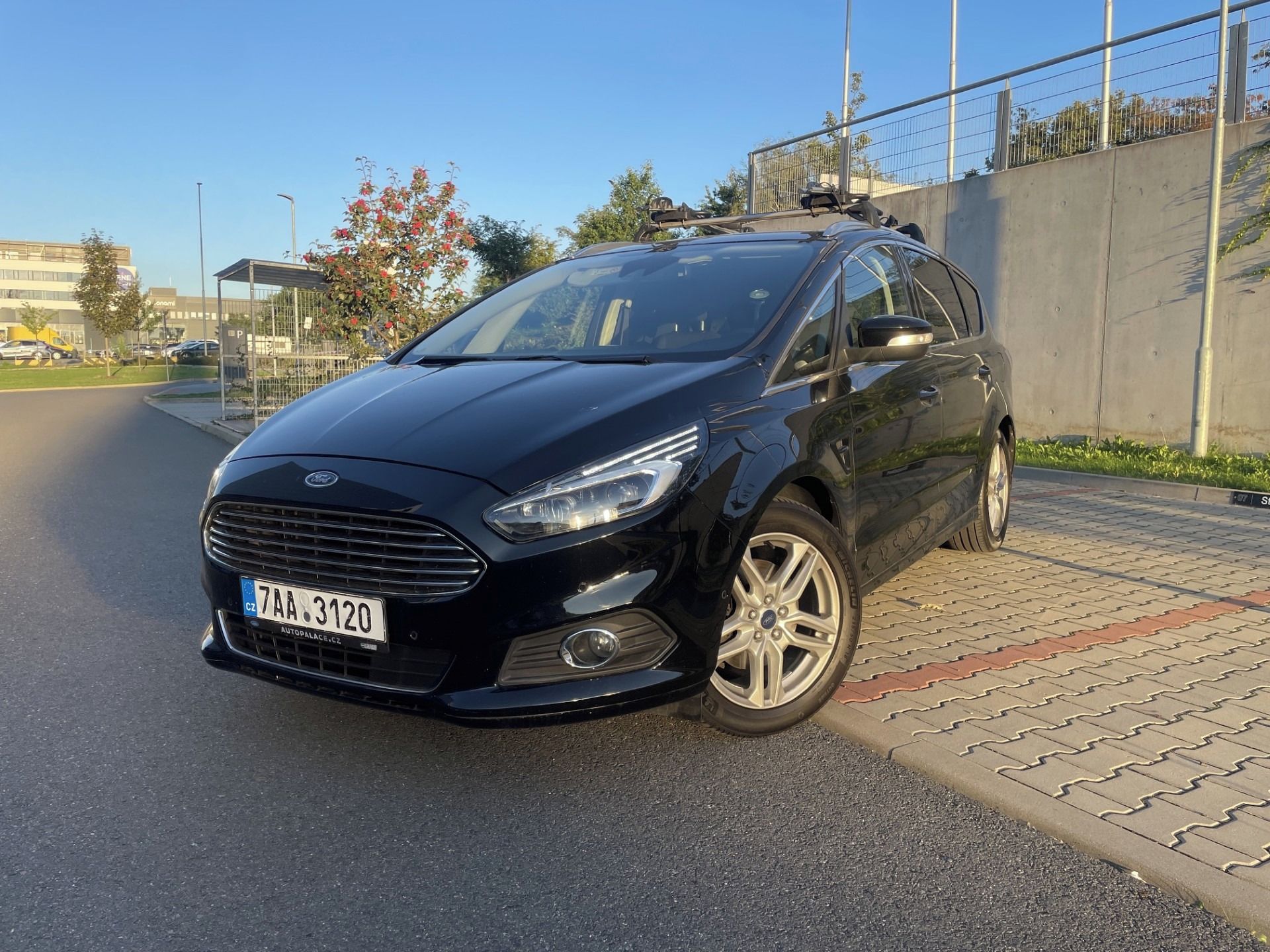 Ford S-MAX, Ford S-Max Nehavarováno