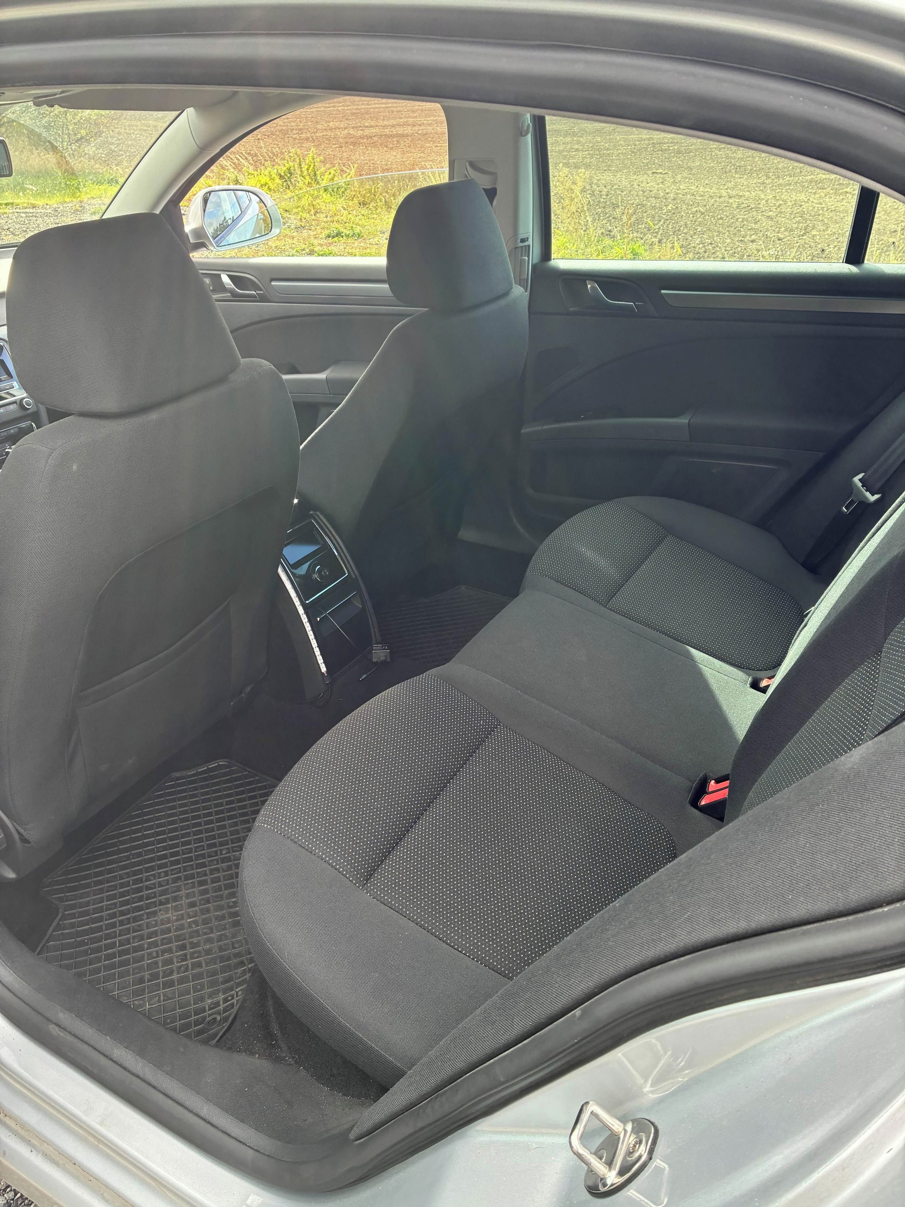 Škoda Superb, ŠKODA SUPERB II 2.0TDI 125Kw A - fotka 6