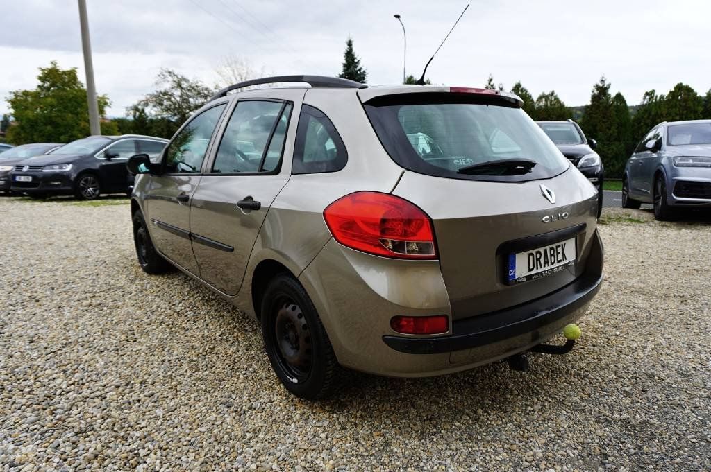 Renault Clio, 1,2 16V 55 kW - fotka 6