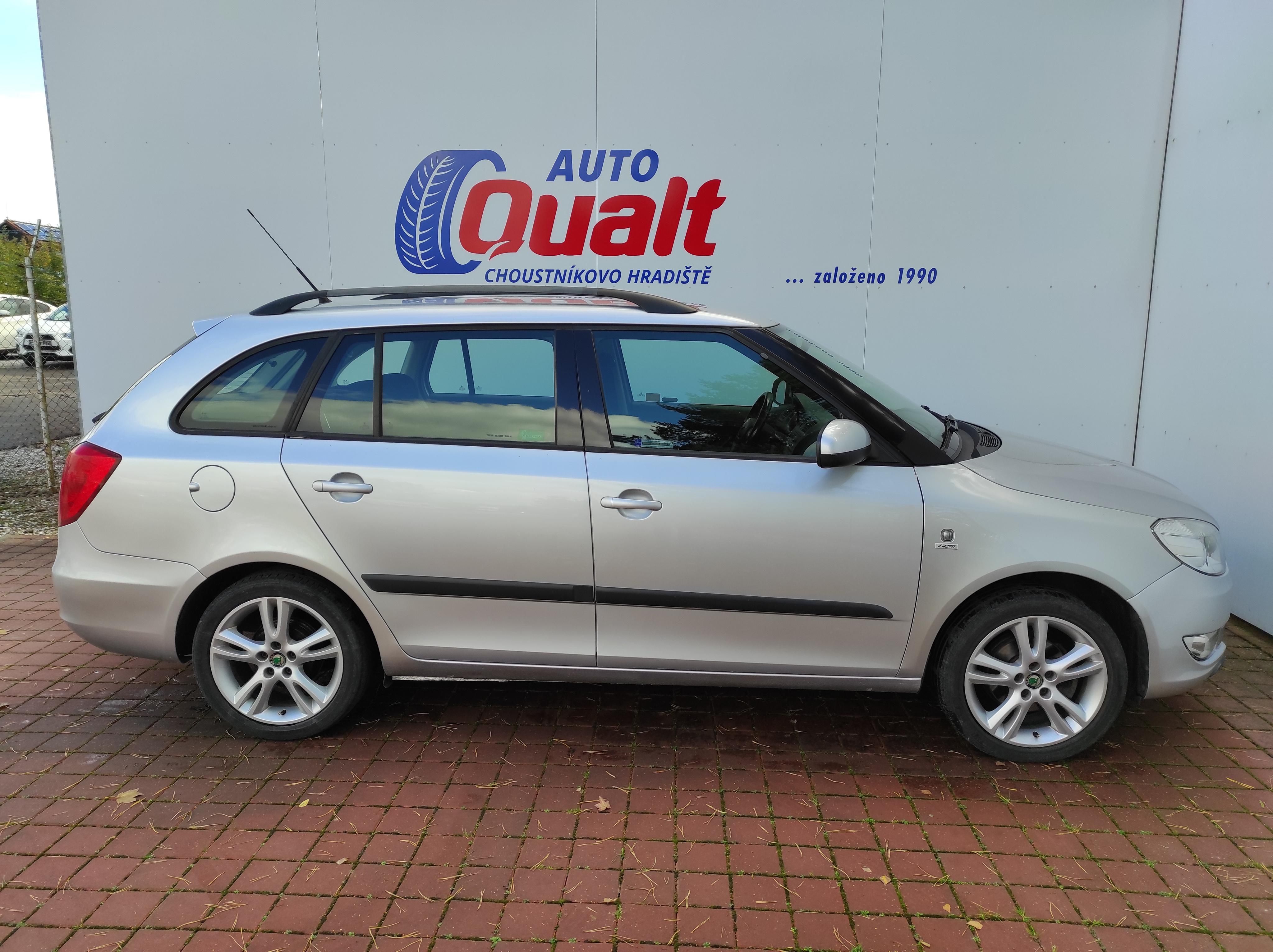 Škoda Fabia, Kombi 1.6 TDi ČR, VYHŘÍV. SED. - fotka 4
