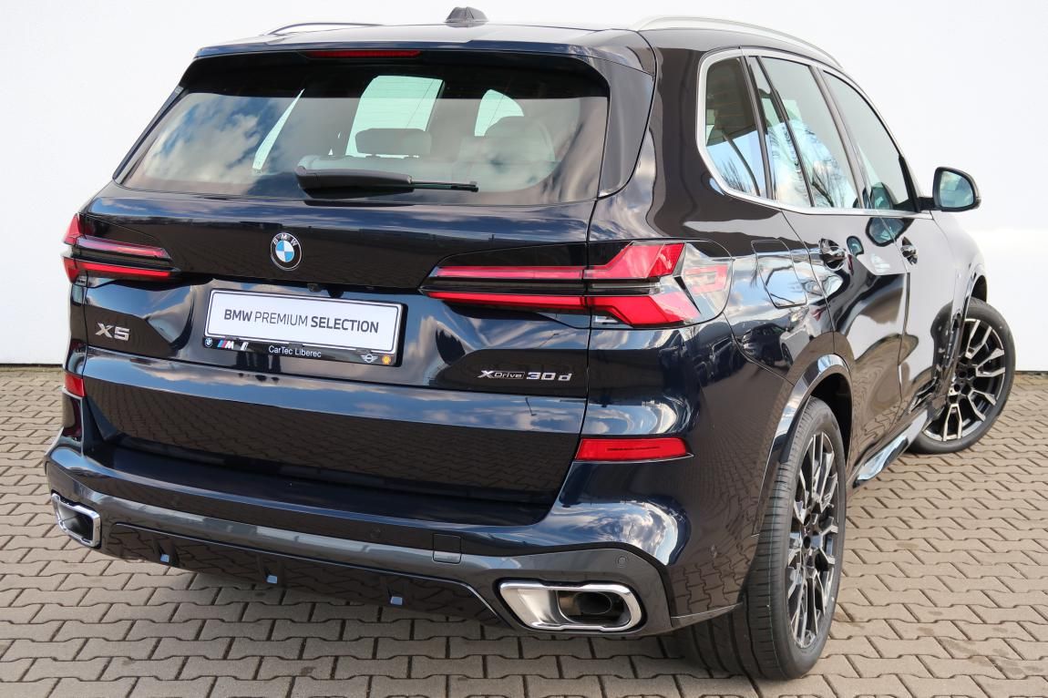 BMW X5, xDrive30d - fotka 3