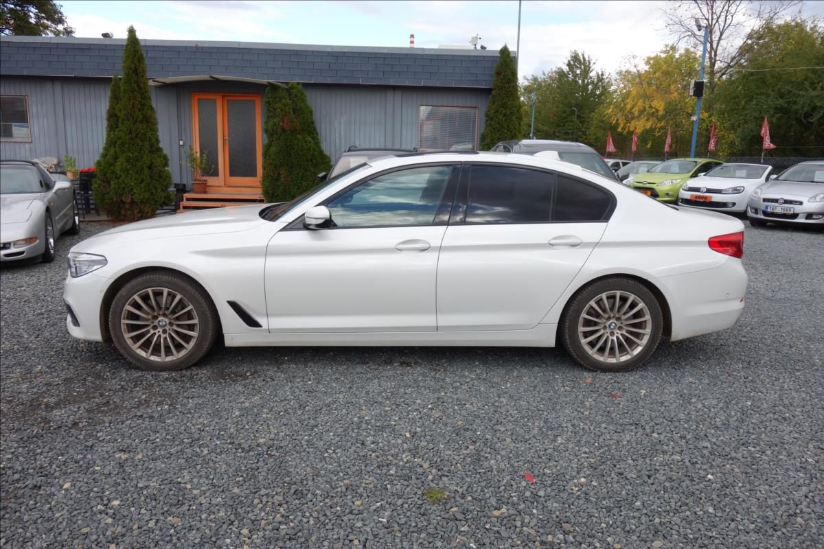 BMW Řada 5, 540i, xDRIVE, SPORT LINE. - fotka 3