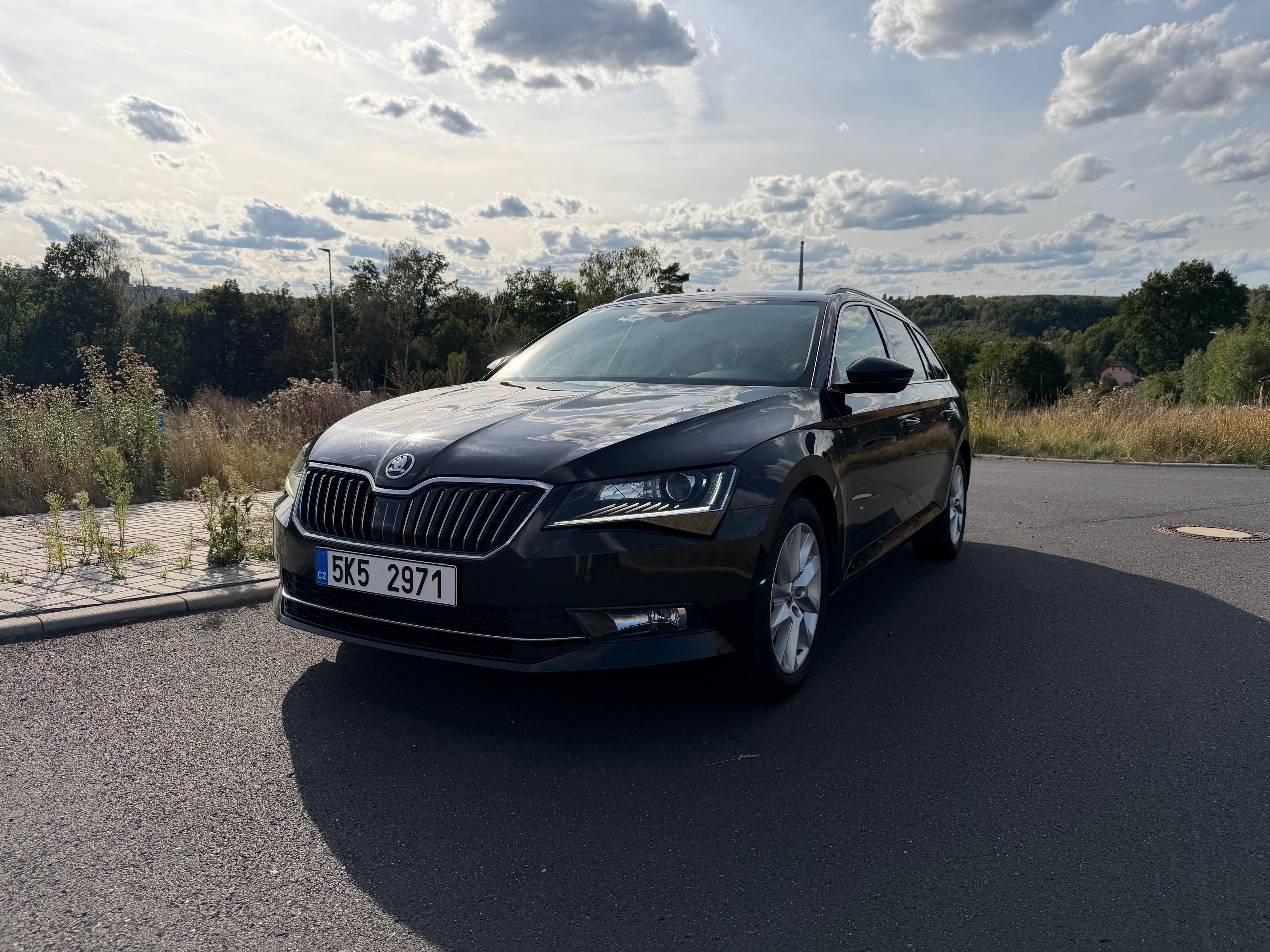 Škoda Superb, 2.0TDi 140kw DSG 7° - fotka 2