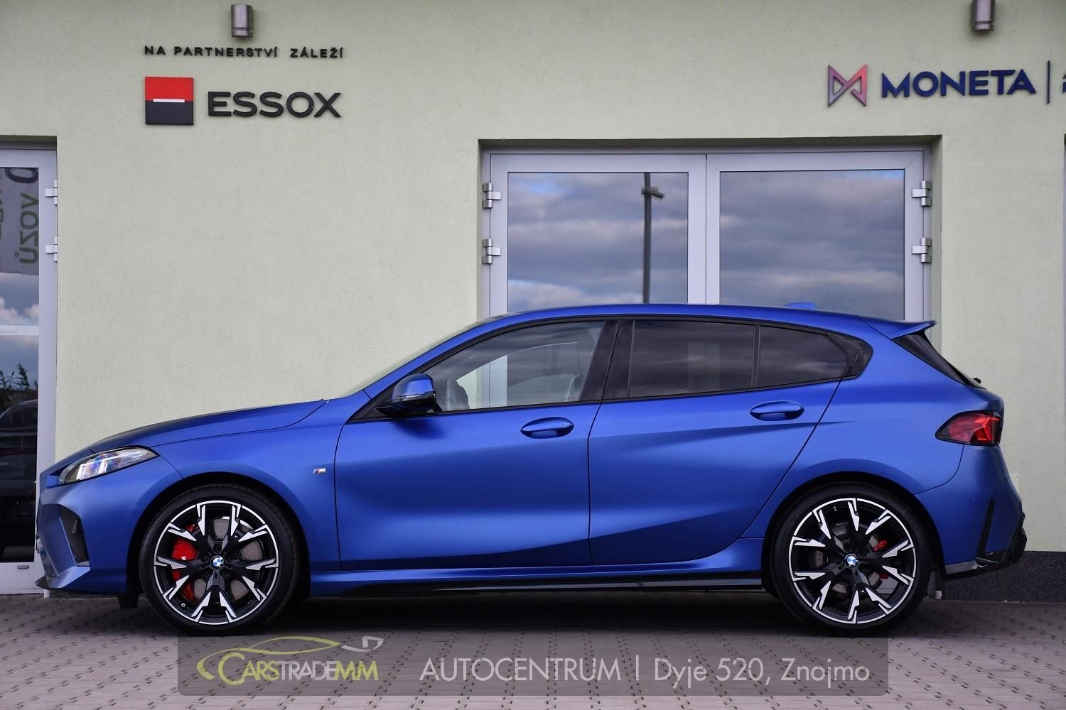 BMW Řada 1, 118d M-SPORT 1M ČR - fotka 2