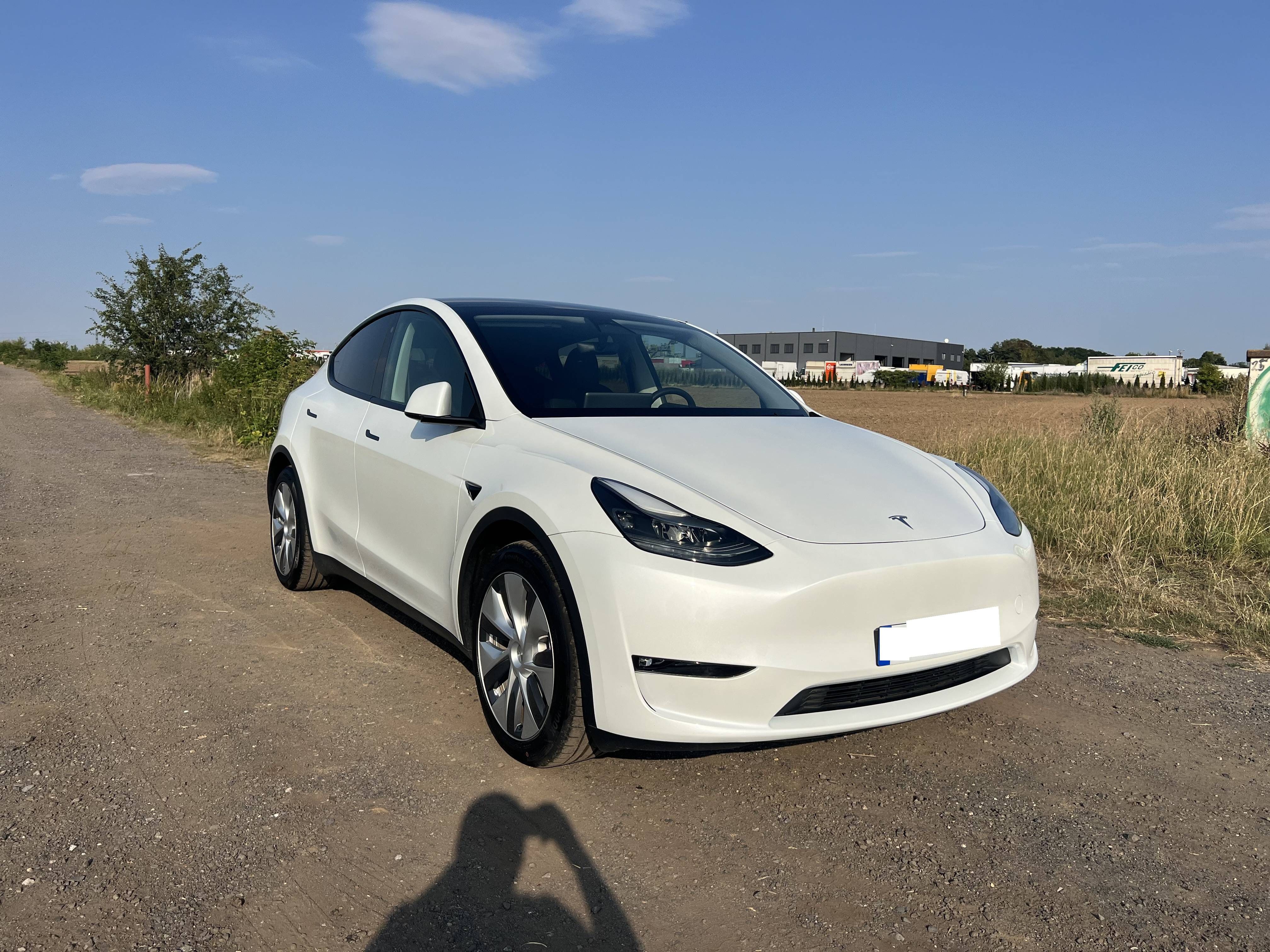 Tesla Model Y, Long Range | Tažné, Ryzen