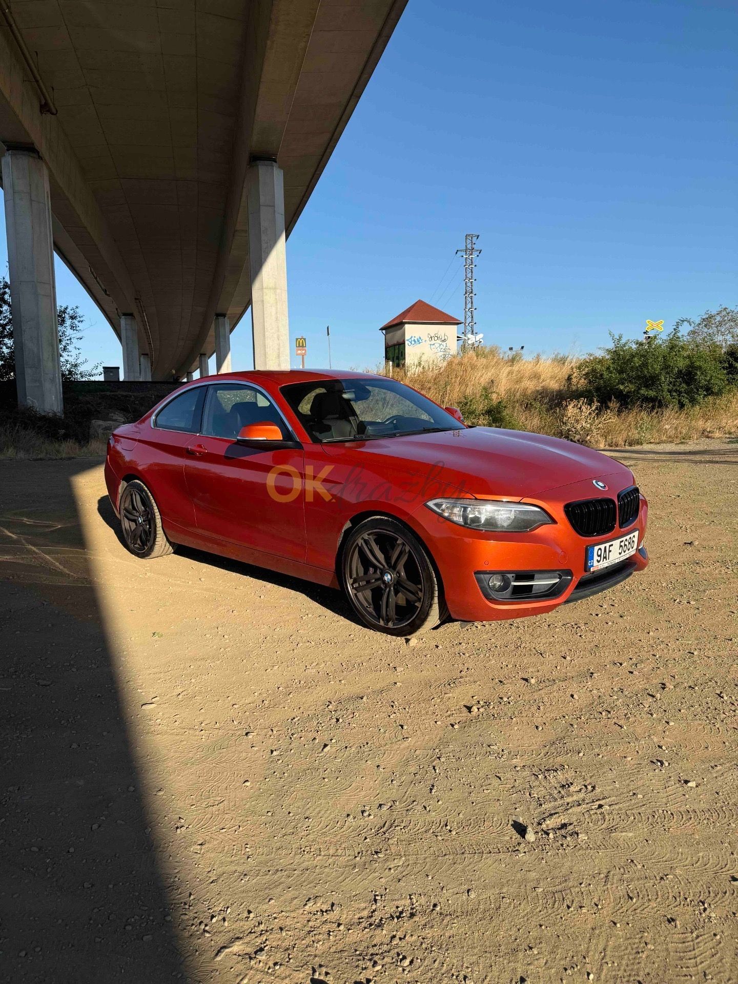 BMW Řada 2, BMW 230i - fotka 2