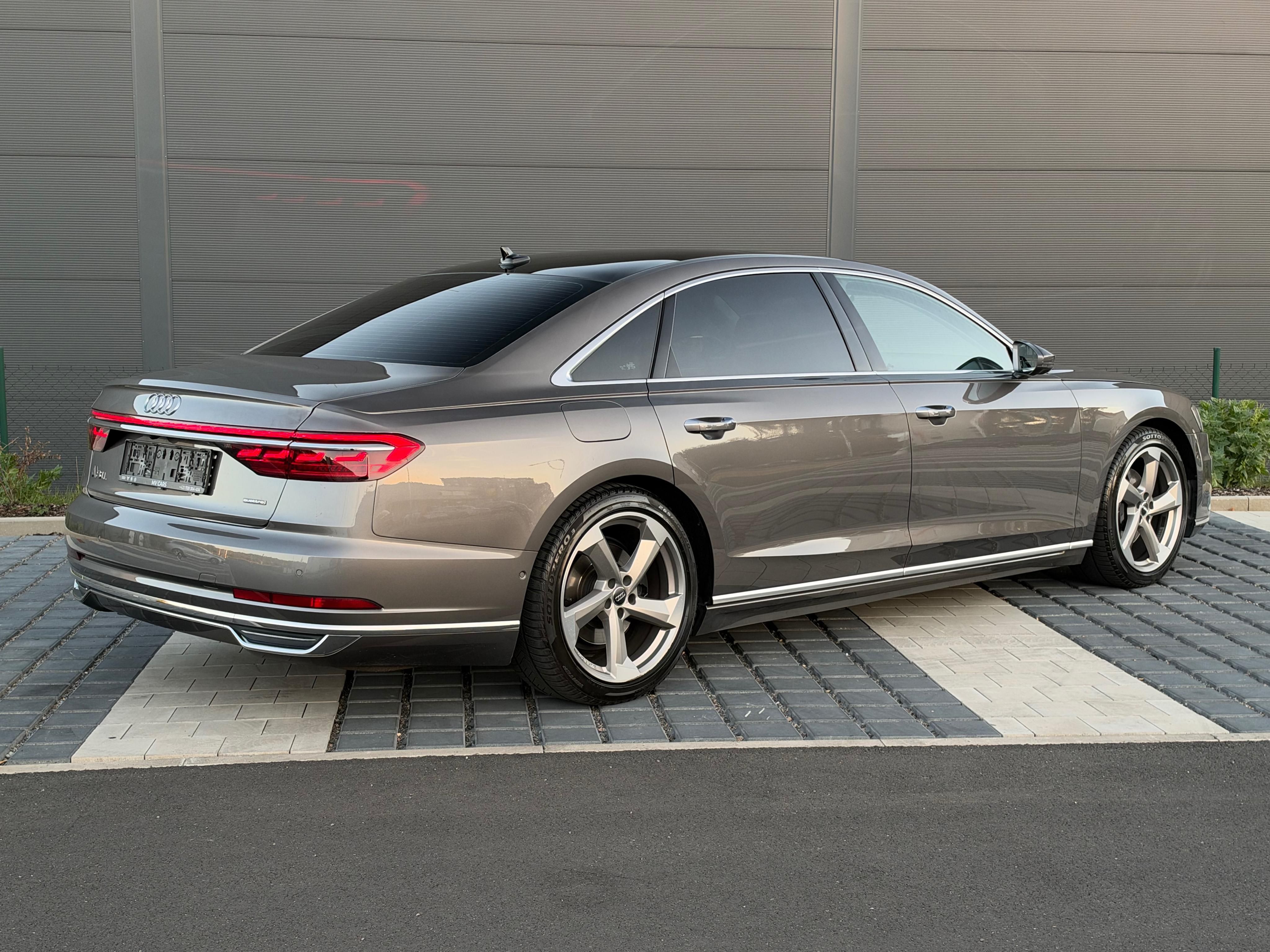 Audi A8, MASÁŽE • WEBASTO • VZDUCH •PPF - fotka 4