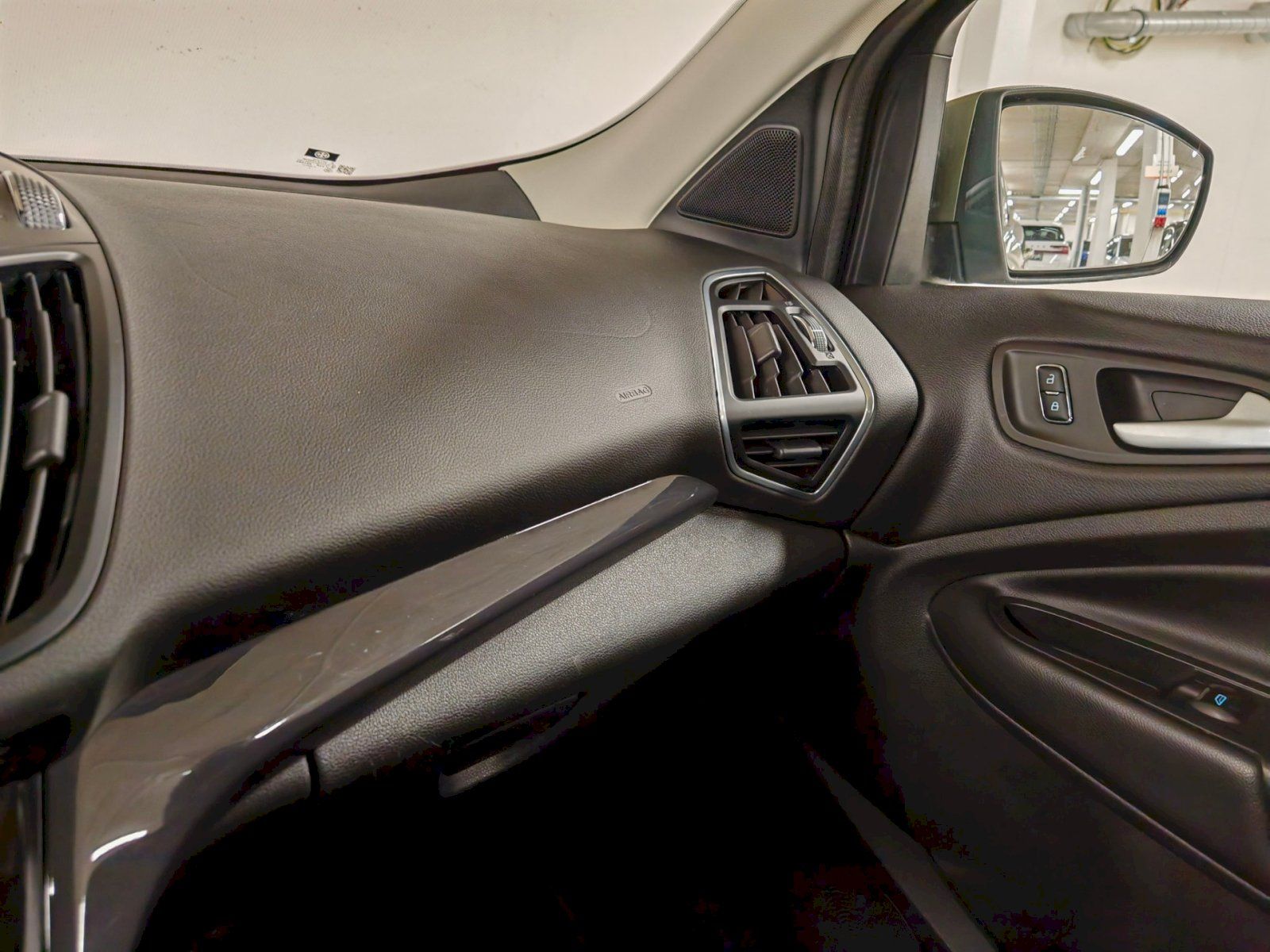 Ford Kuga, 2.0 TDCI 103 kW Titanium - fotka 6