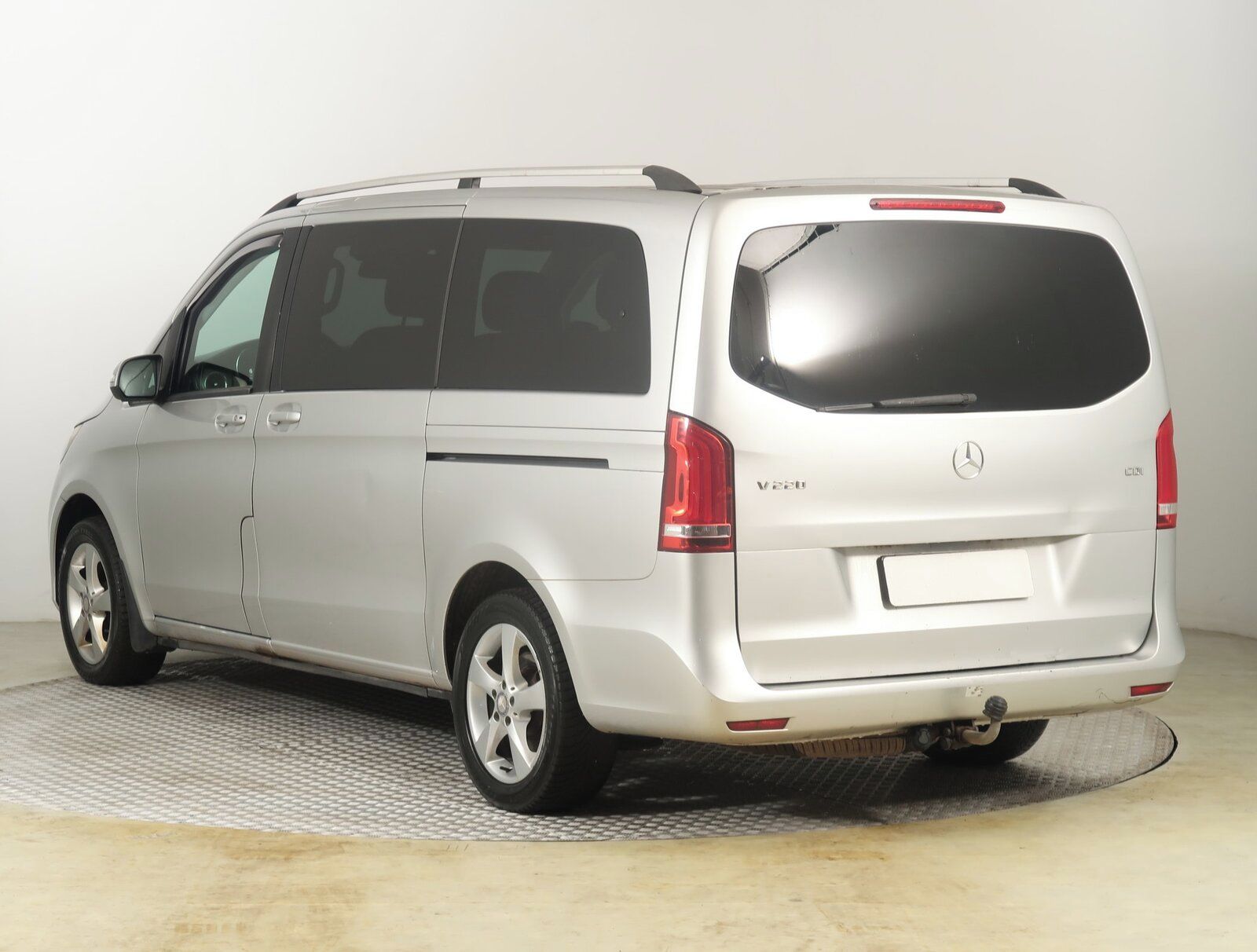 Mercedes-Benz Třídy V, 220 CDI, 5 míst, L - fotka 4