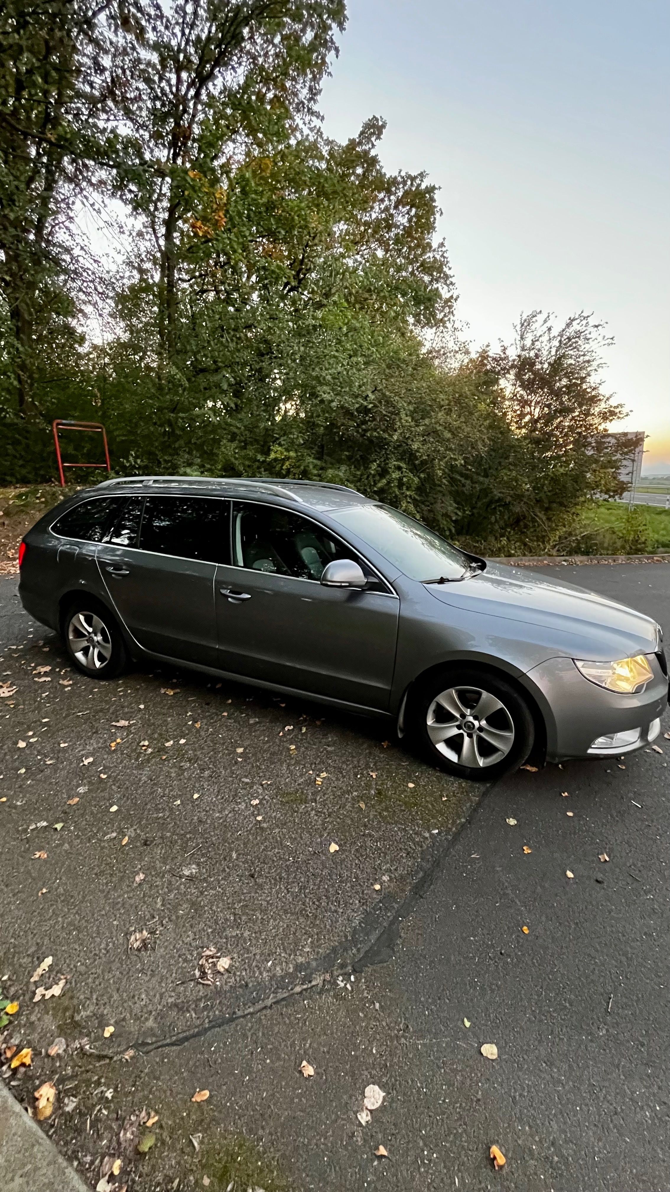 Škoda Superb, 2.0 TDI - po servisu - fotka 4