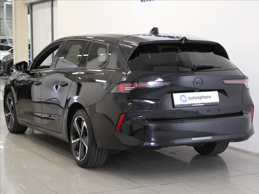 Opel Astra, 1,2 Turbo 96kW AT GS ST 25tkm. - fotka 3