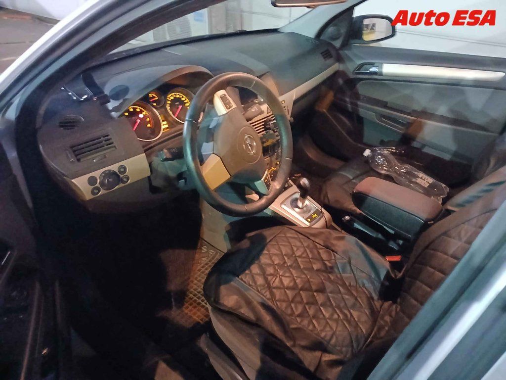 Opel Astra, 1.6 16V,servis.kniha,AT - fotka 3