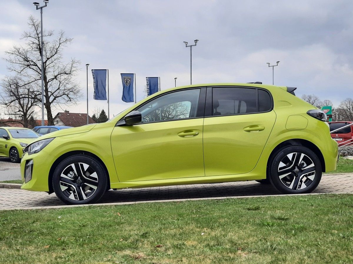 Peugeot 208, STYLE 1,2 TURBO 100k M6 - fotka 4