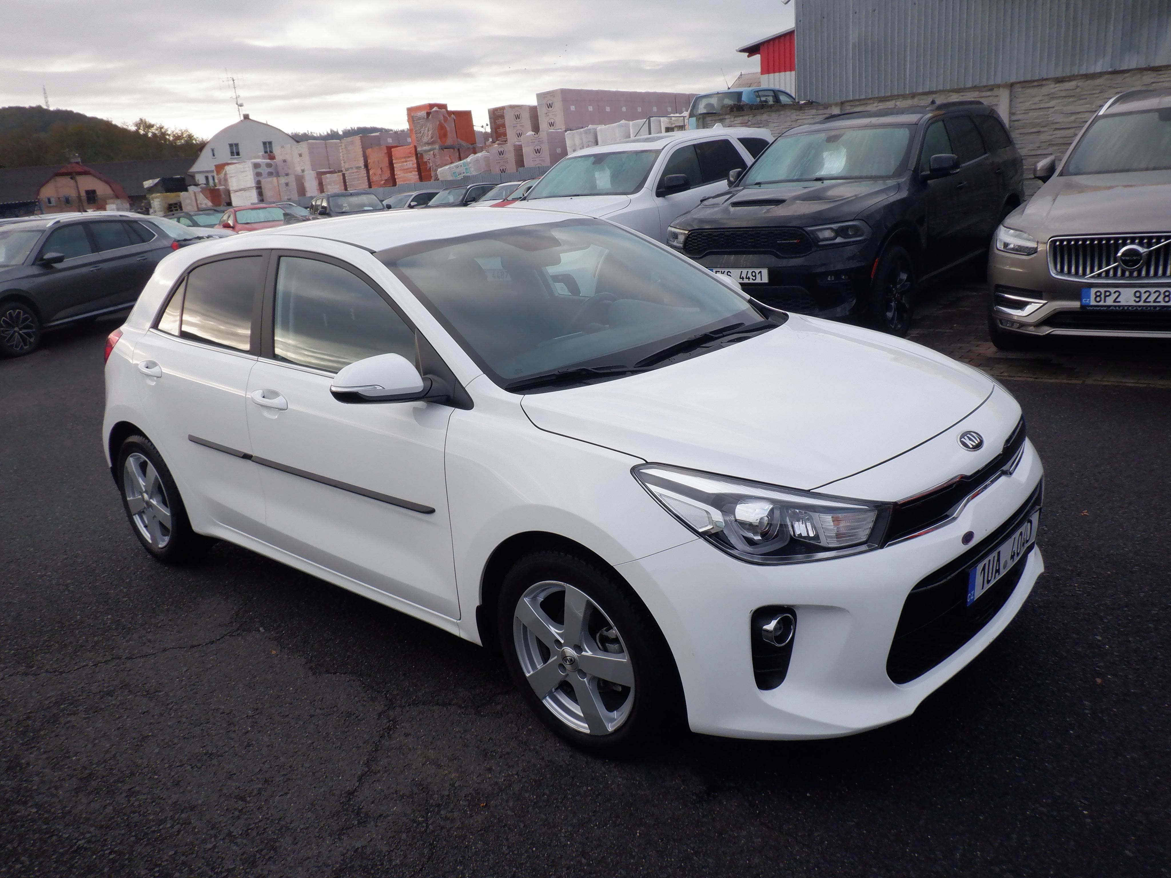 Kia Rio, 1.4 CVVT Exclusive,1.maj.ČR - fotka 3