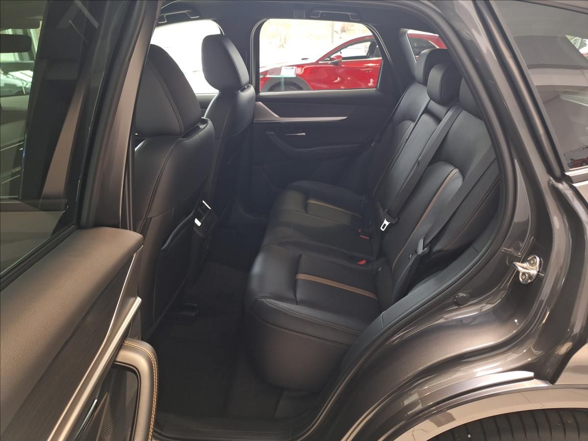 Mazda CX-60, 3.3 D 254k AWD AT8 HOMURA PLUS - fotka 4