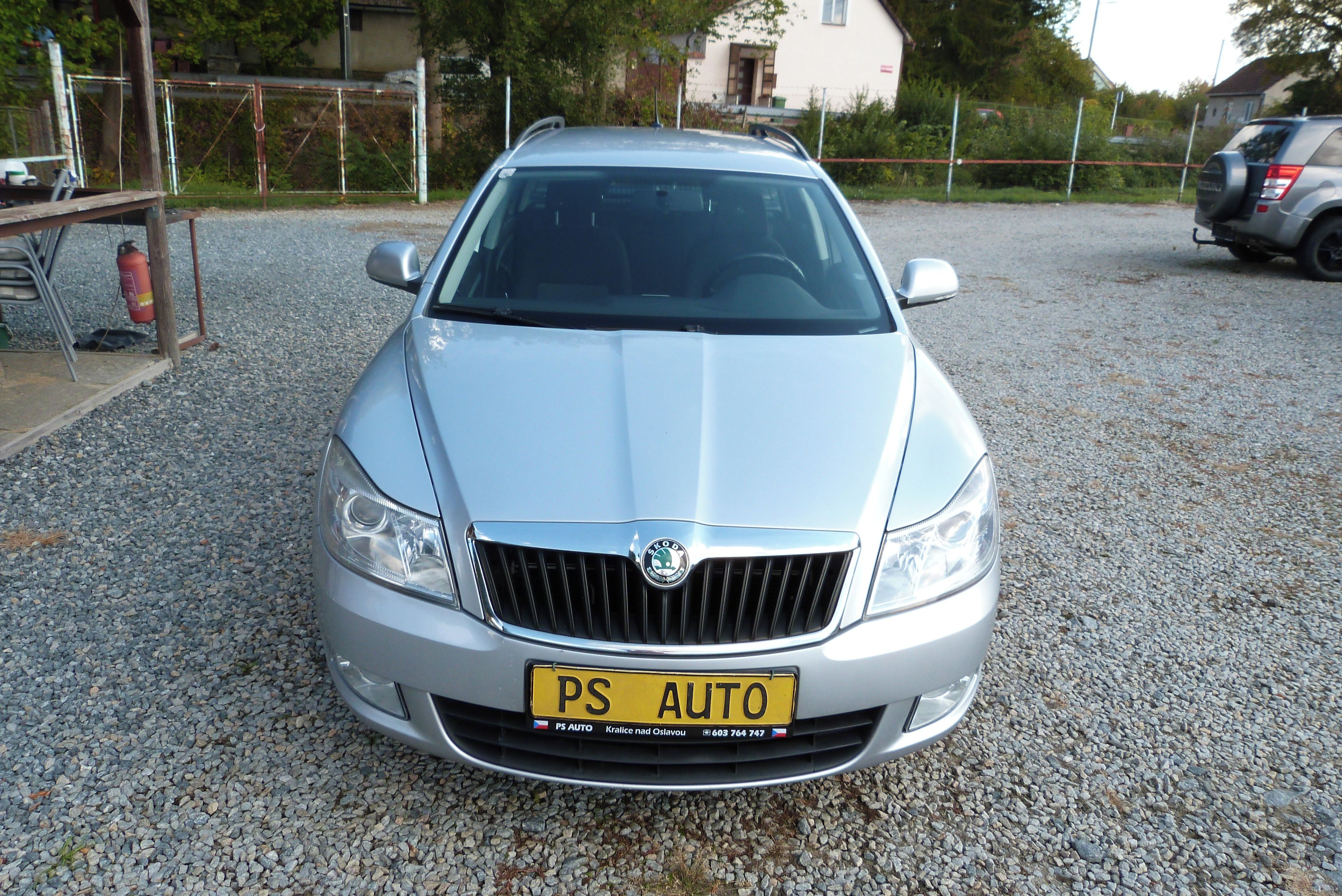 Škoda Octavia, 1.6 TDi 77kw 4x4 - fotka 2