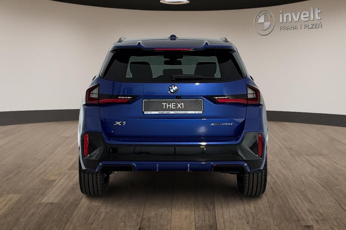 BMW X1, xDrive20d - fotka 4
