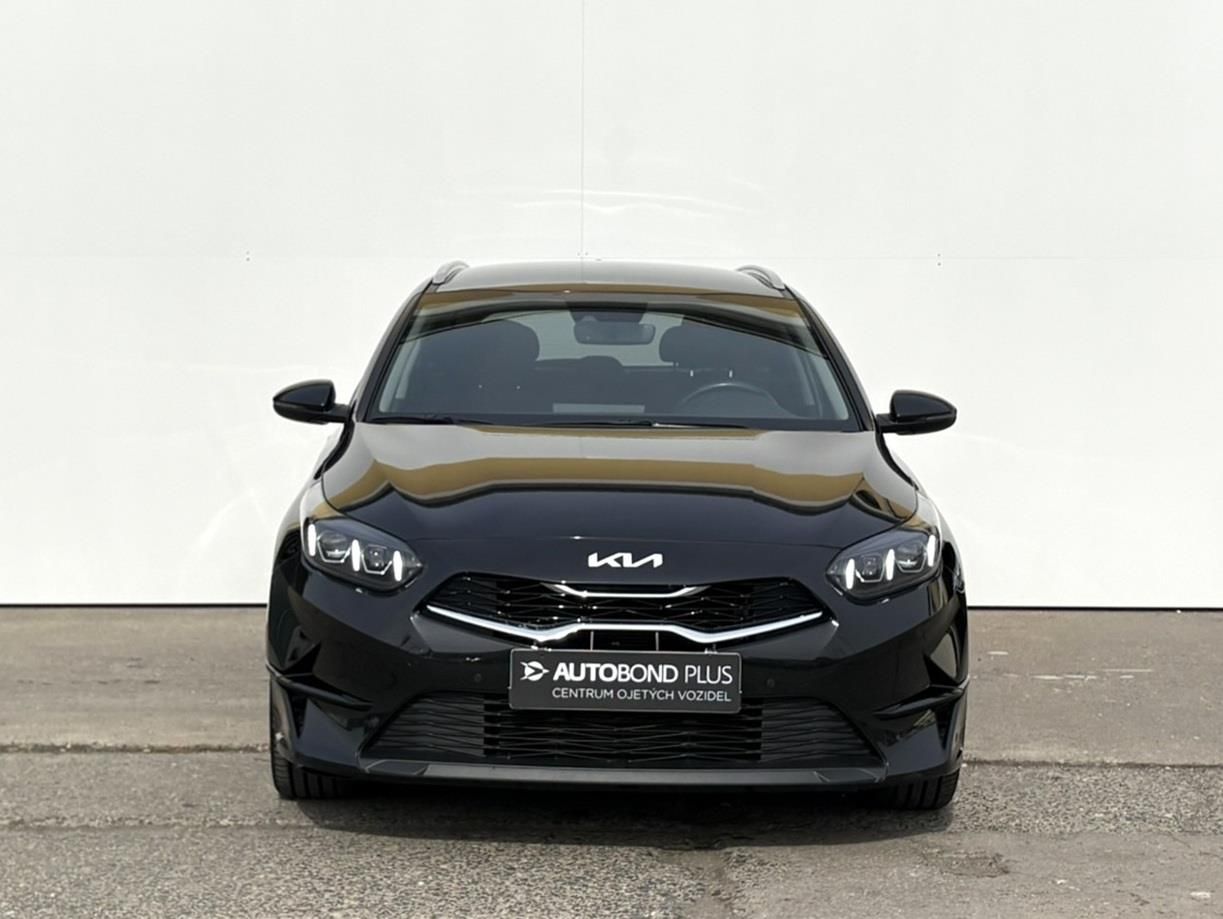 Kia Cee´d, 1.5 T-GDi 117kW DCT TOP - fotka 4
