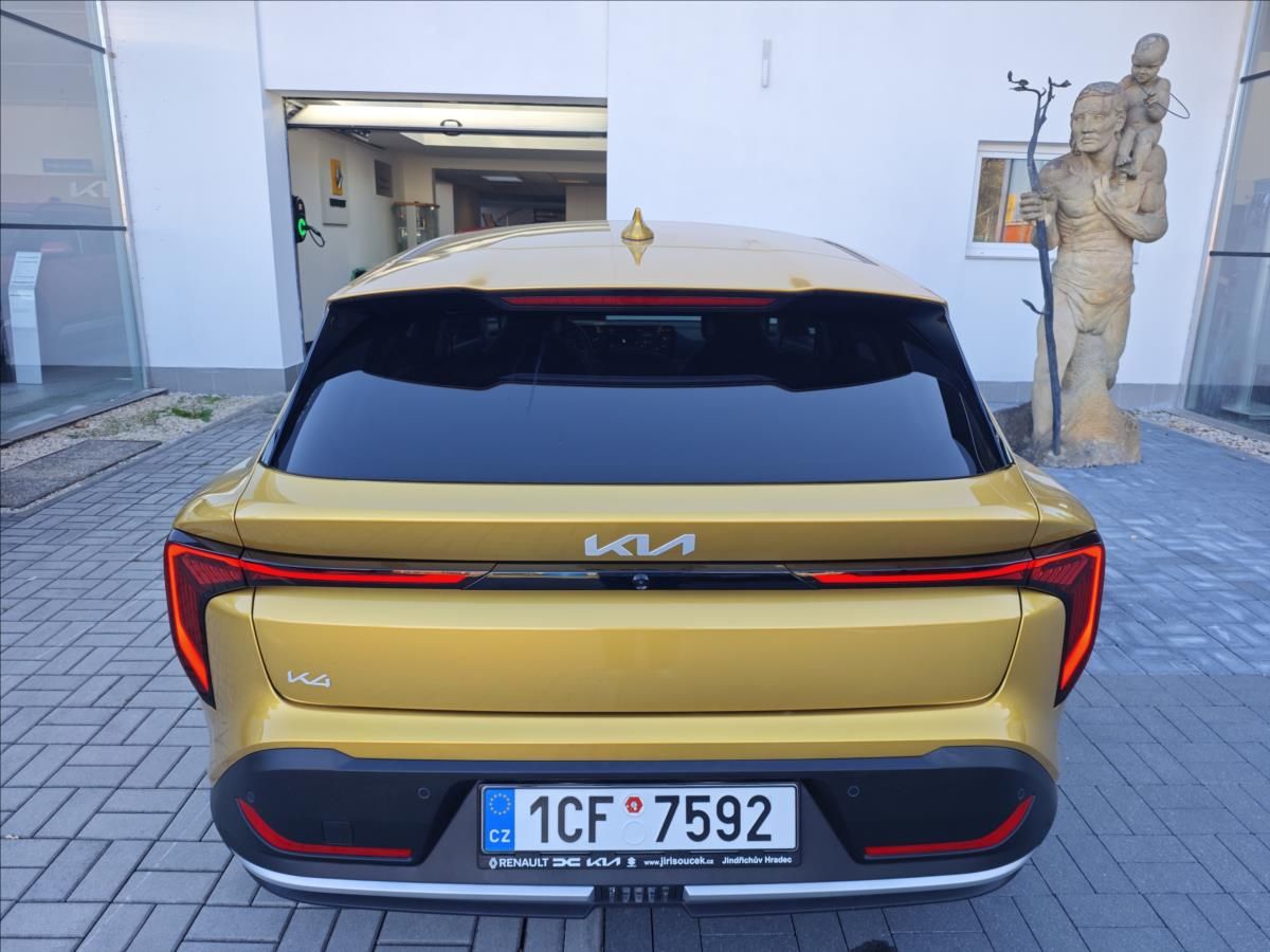 Kia K4, 1,6 T-GDI 110kW 7DCT  TOP - fotka 5