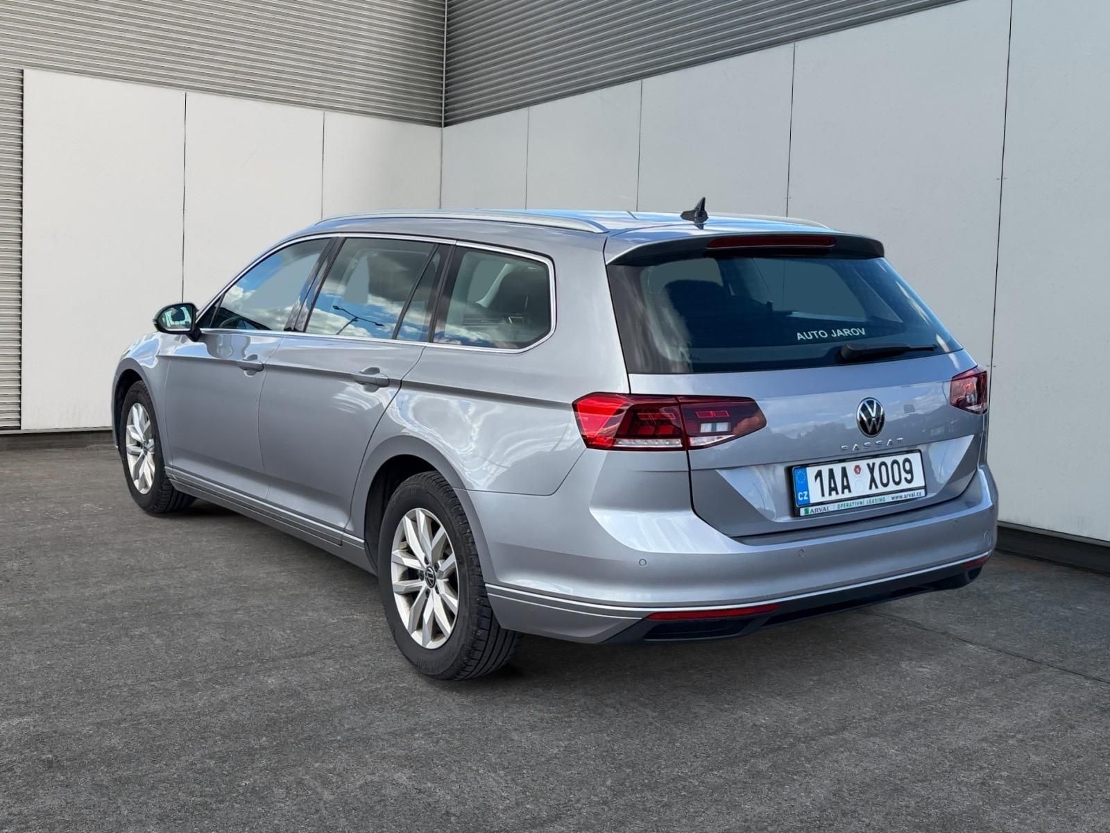 Volkswagen Passat Variant, BUSINESS 1.5TSI 110kW DSG CZ - fotka 4