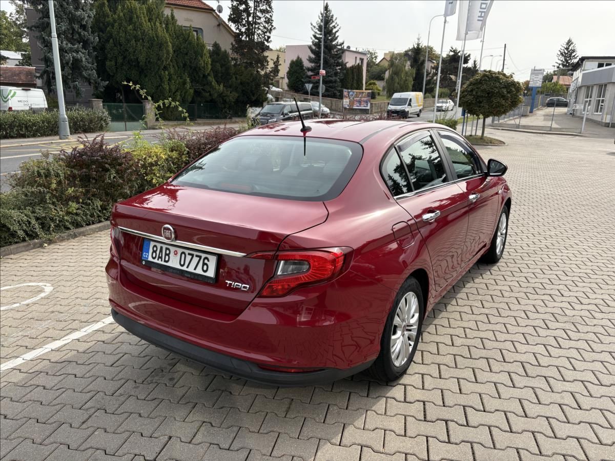 Fiat Tipo, 1,4 i 16V Lounge - fotka 5