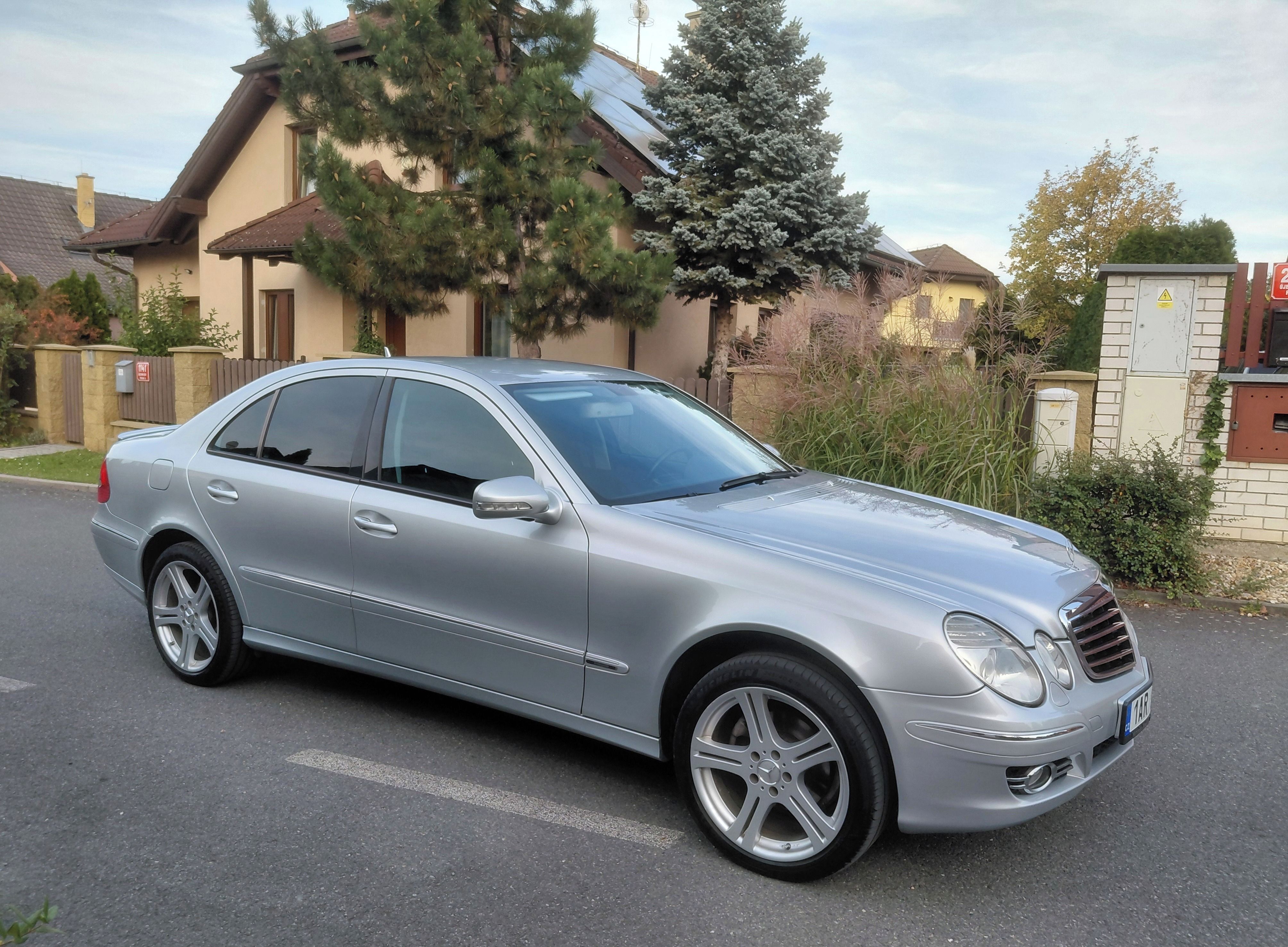 Mercedes-Benz Třídy E, 320CDI 7G-Tronic,Facelift - fotka 3