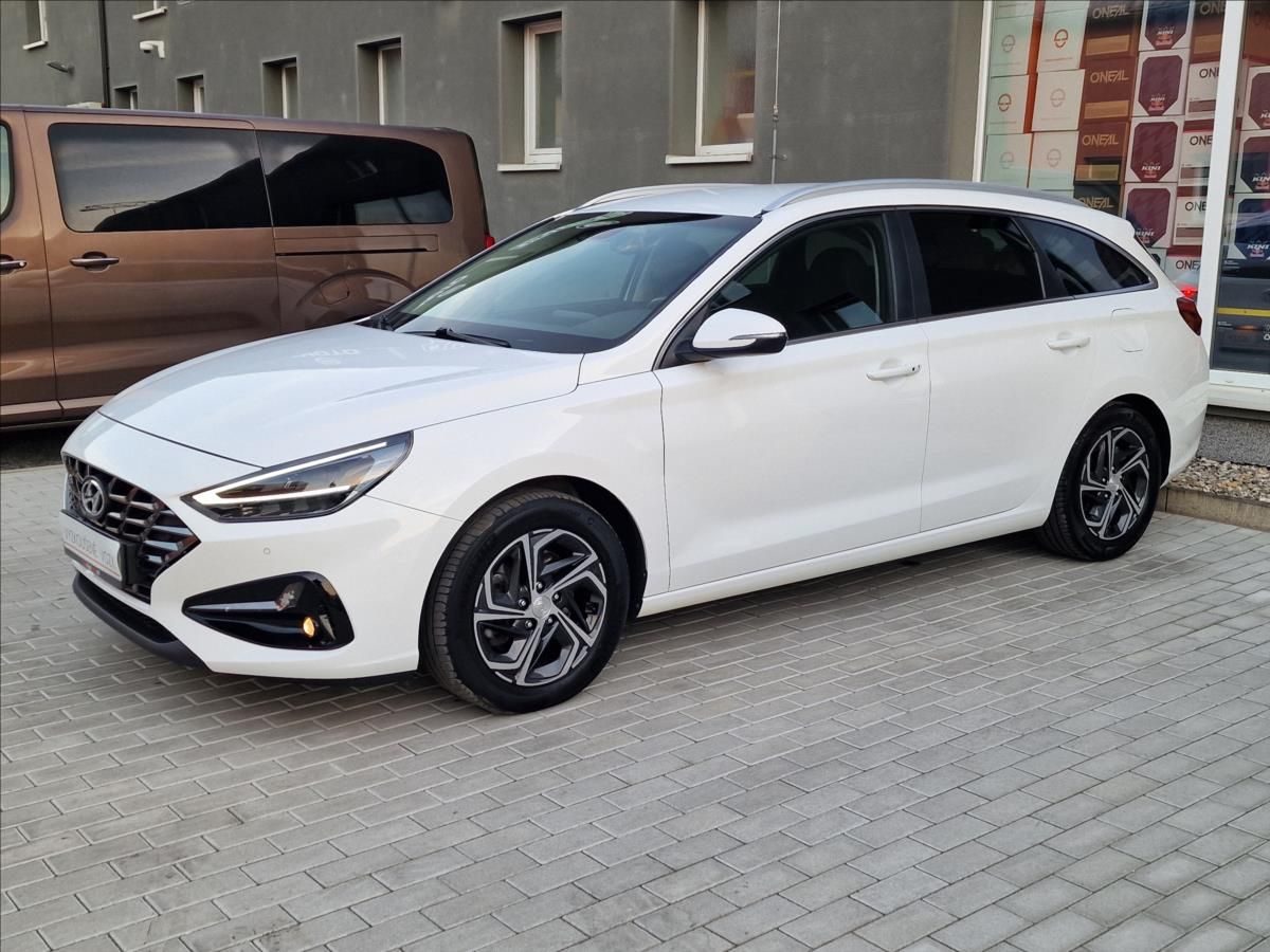 Hyundai i30, 1.0 T-Gdi Smart Kombi,ČR,1Maj - fotka 6