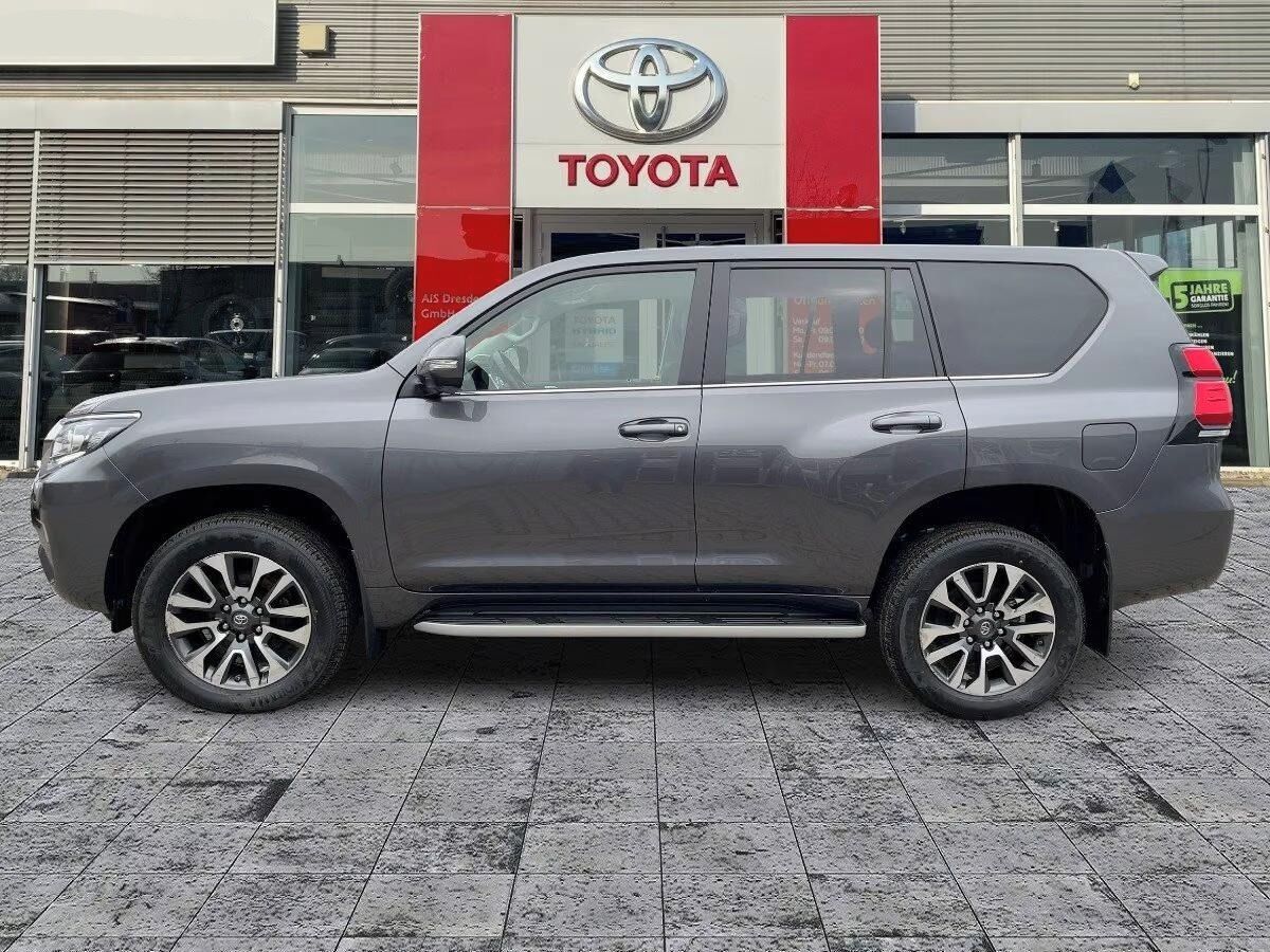Toyota Land Cruiser, 2.8 D4-D Executive*360° kamera - fotka 5