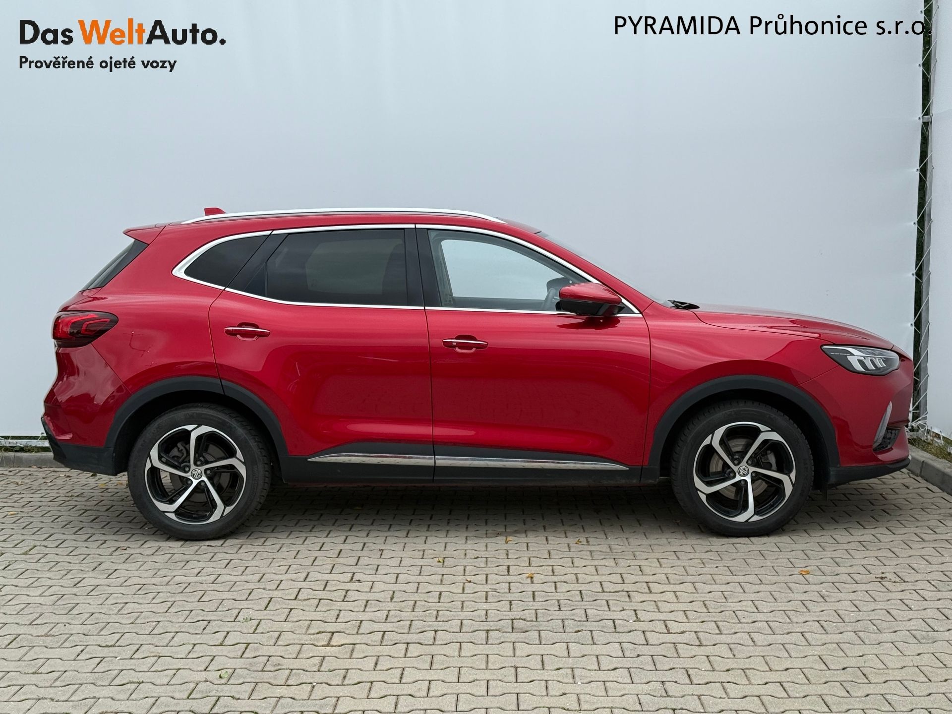 MG HS, 1.5 TGI 119 kW Exclusive 7DCT - fotka 6