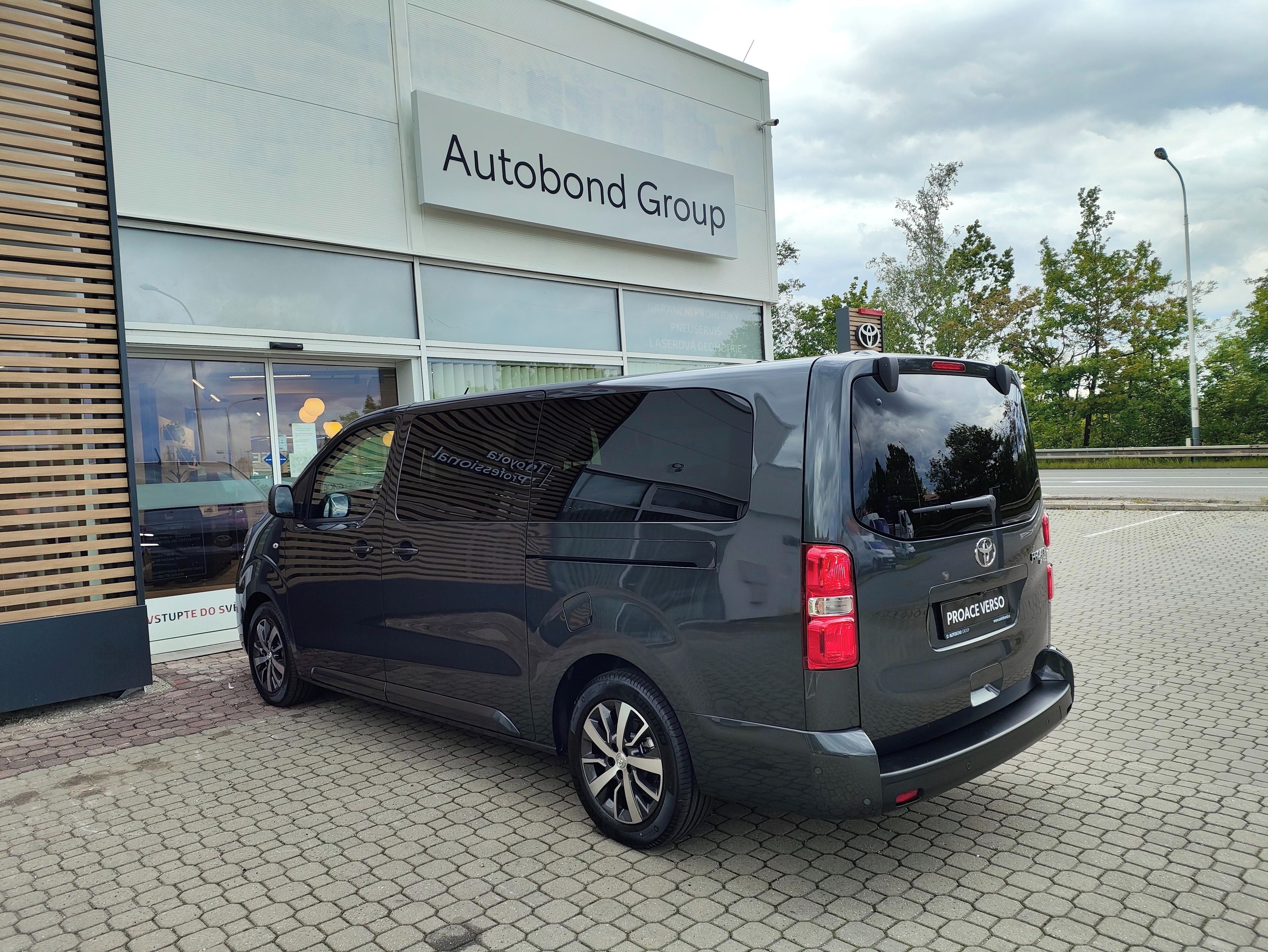 Toyota Proace Verso, 2.0D 8AT Family 8S L2 - fotka 4