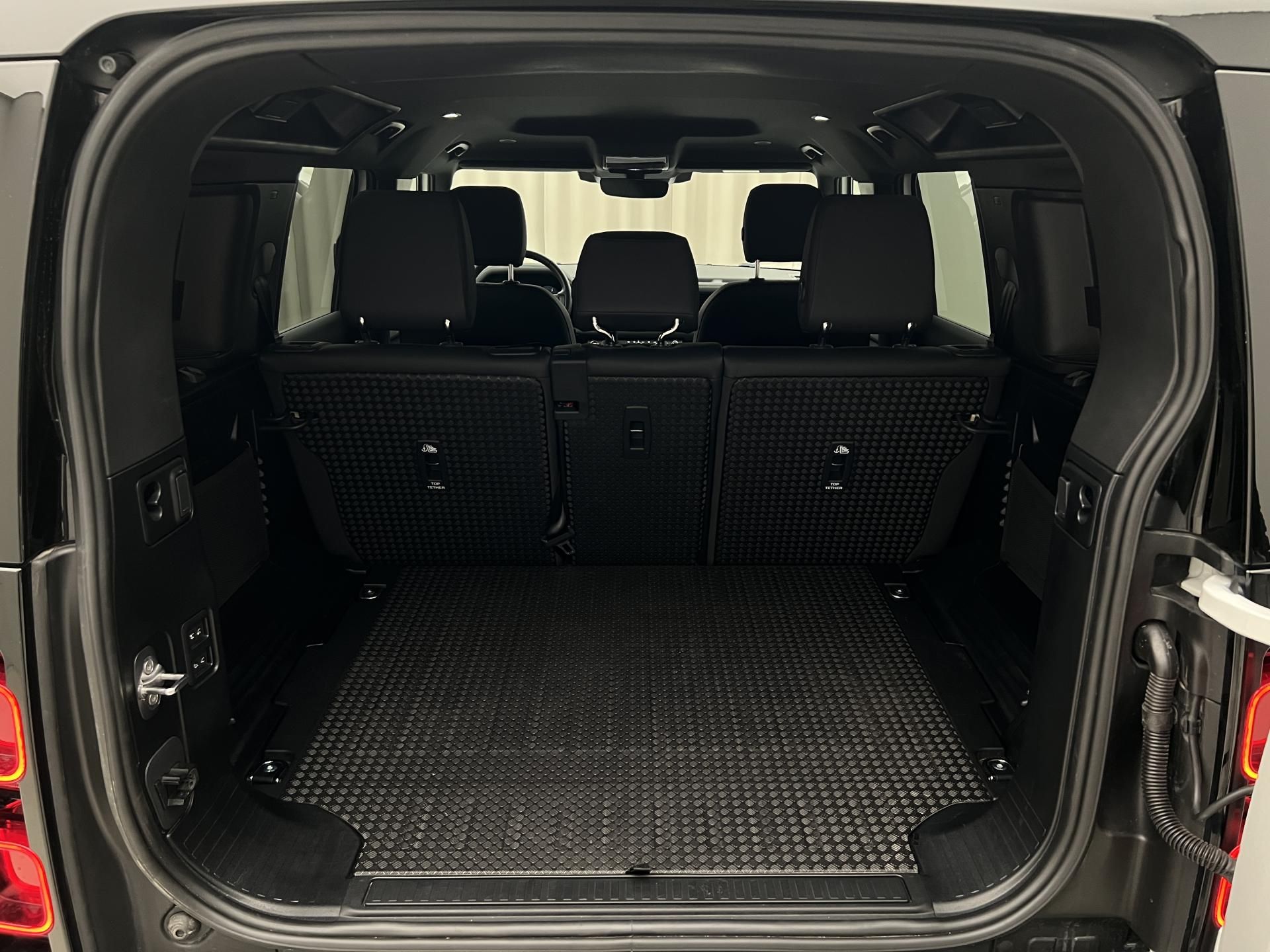 Land Rover Defender, 110 D250 X-DYNAMIC SE 1. maj. - fotka 5
