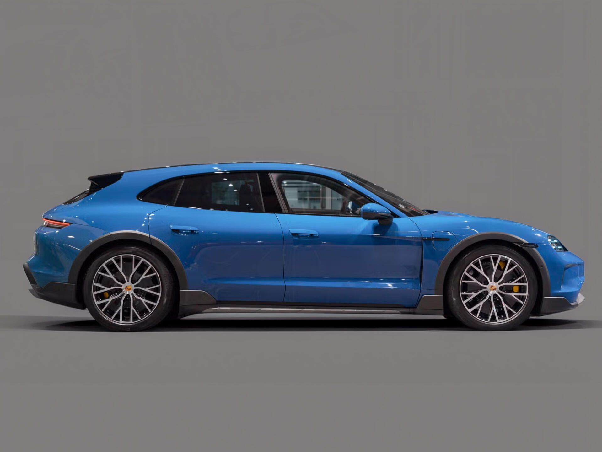 Porsche Taycan, 4S Cross Turismo HuD Burm Vent - fotka 5