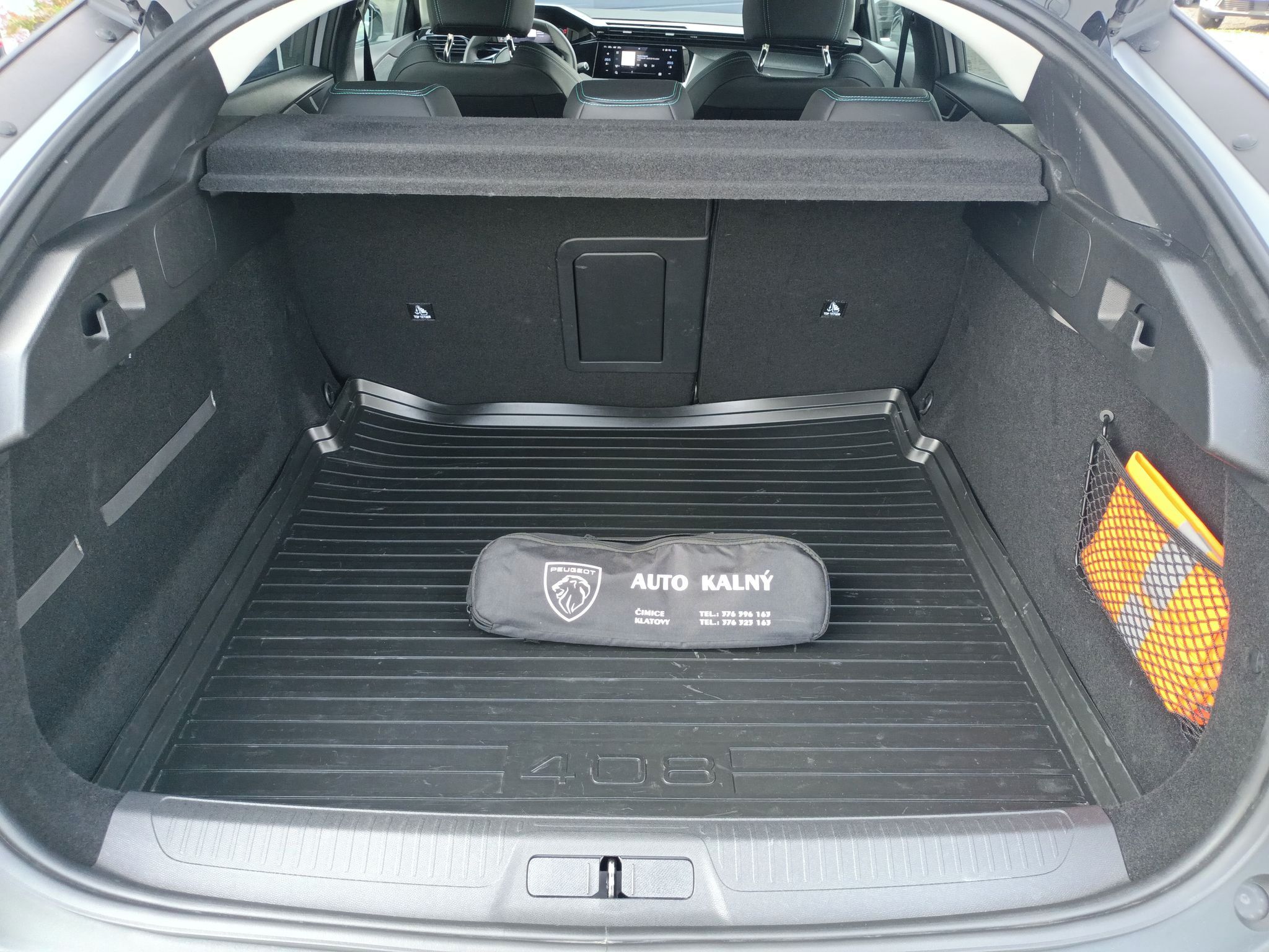 Peugeot 408, ALLURE Hybrid 136 e-DCS6 - fotka 6