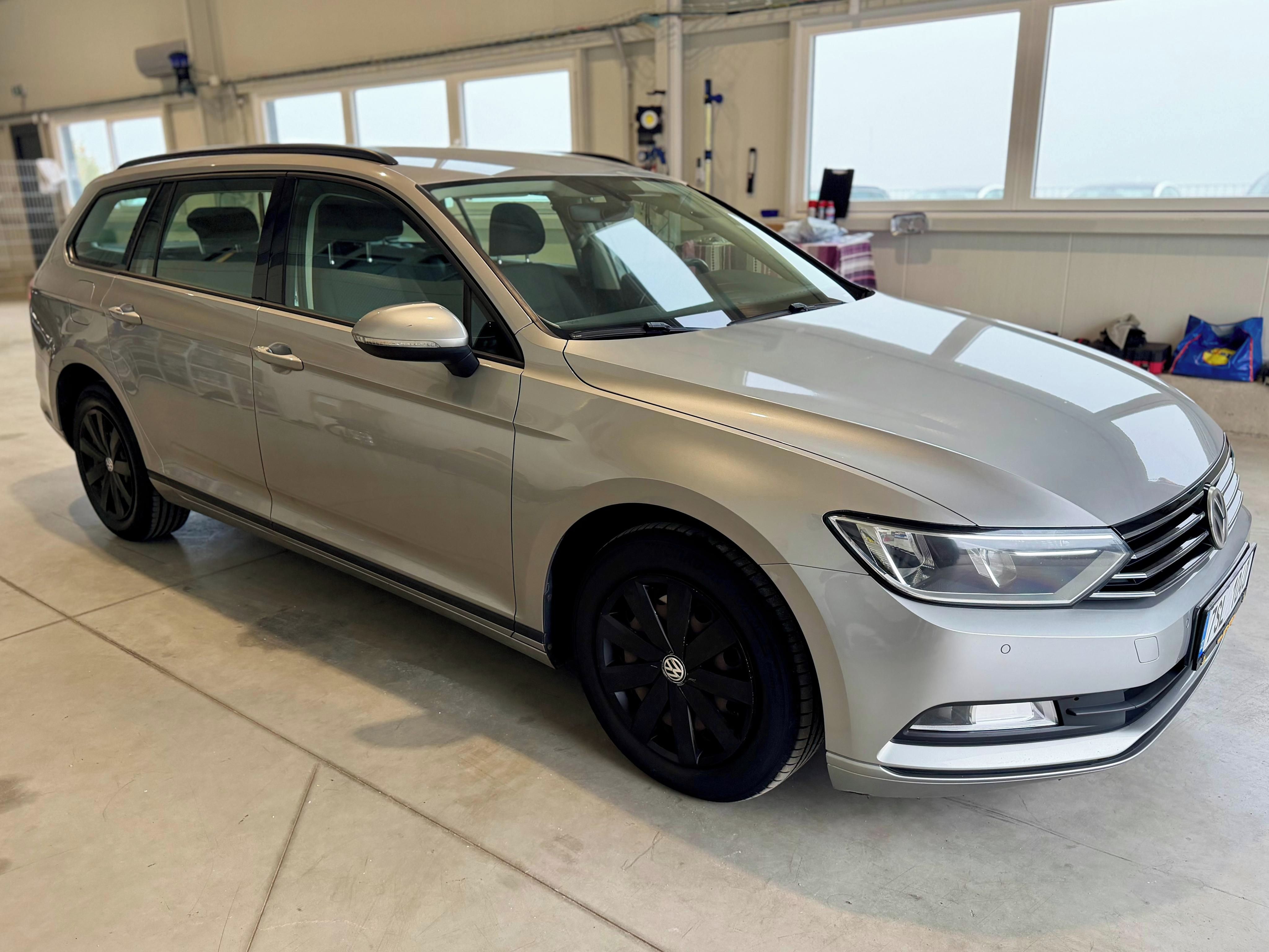Volkswagen Passat, Variant B8 TDI 88kw manual - fotka 4