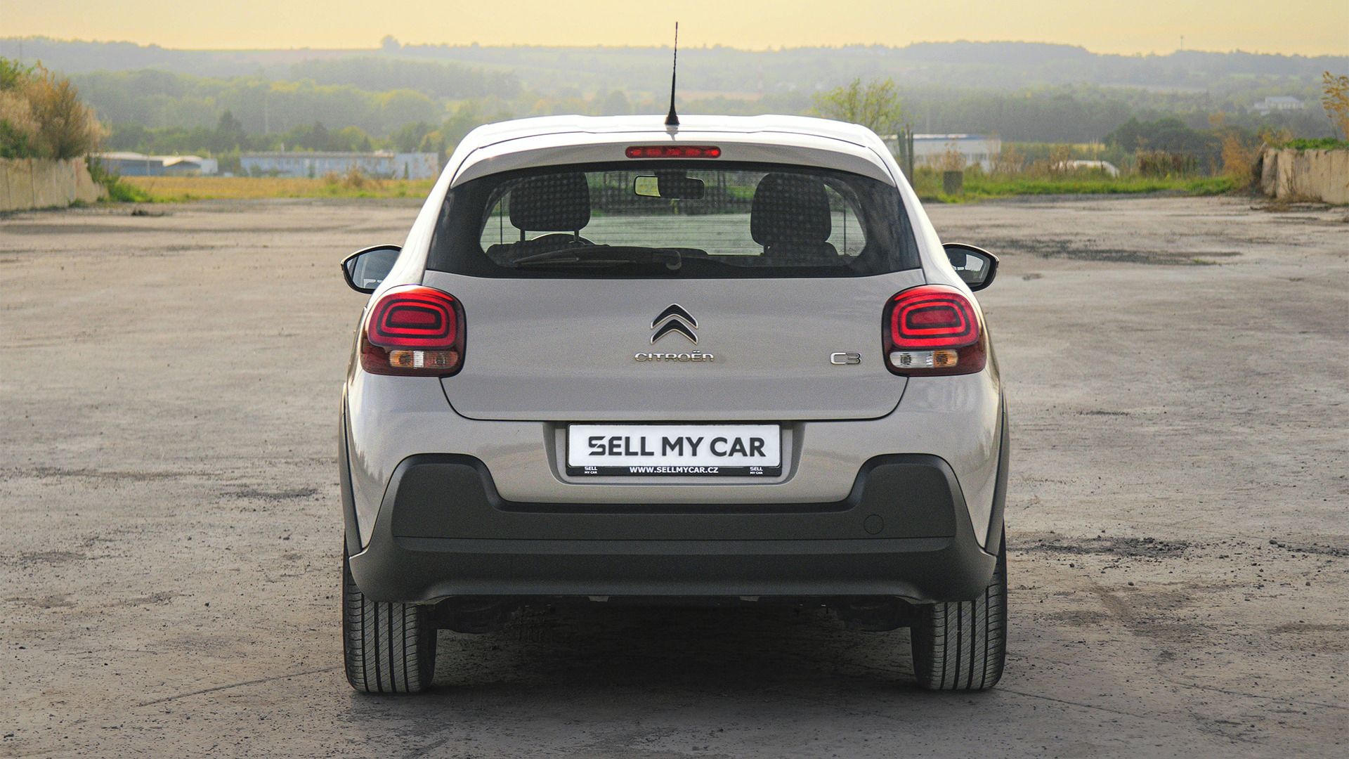 Citroën C3, 1,2/81kW ČR LED CarPlay 1.Maj - fotka 6