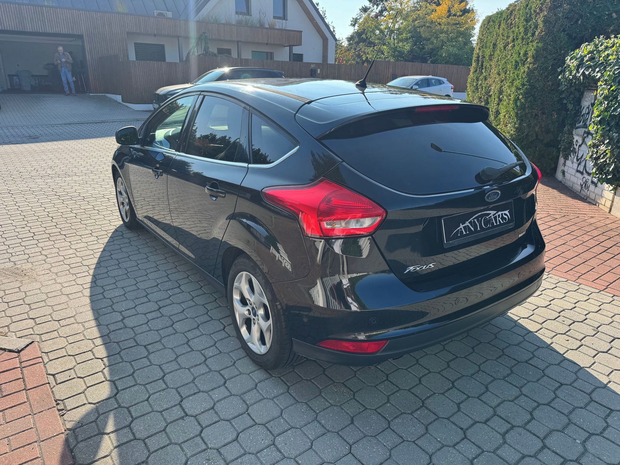 Ford Focus, 1.0i manual benzin - fotka 3