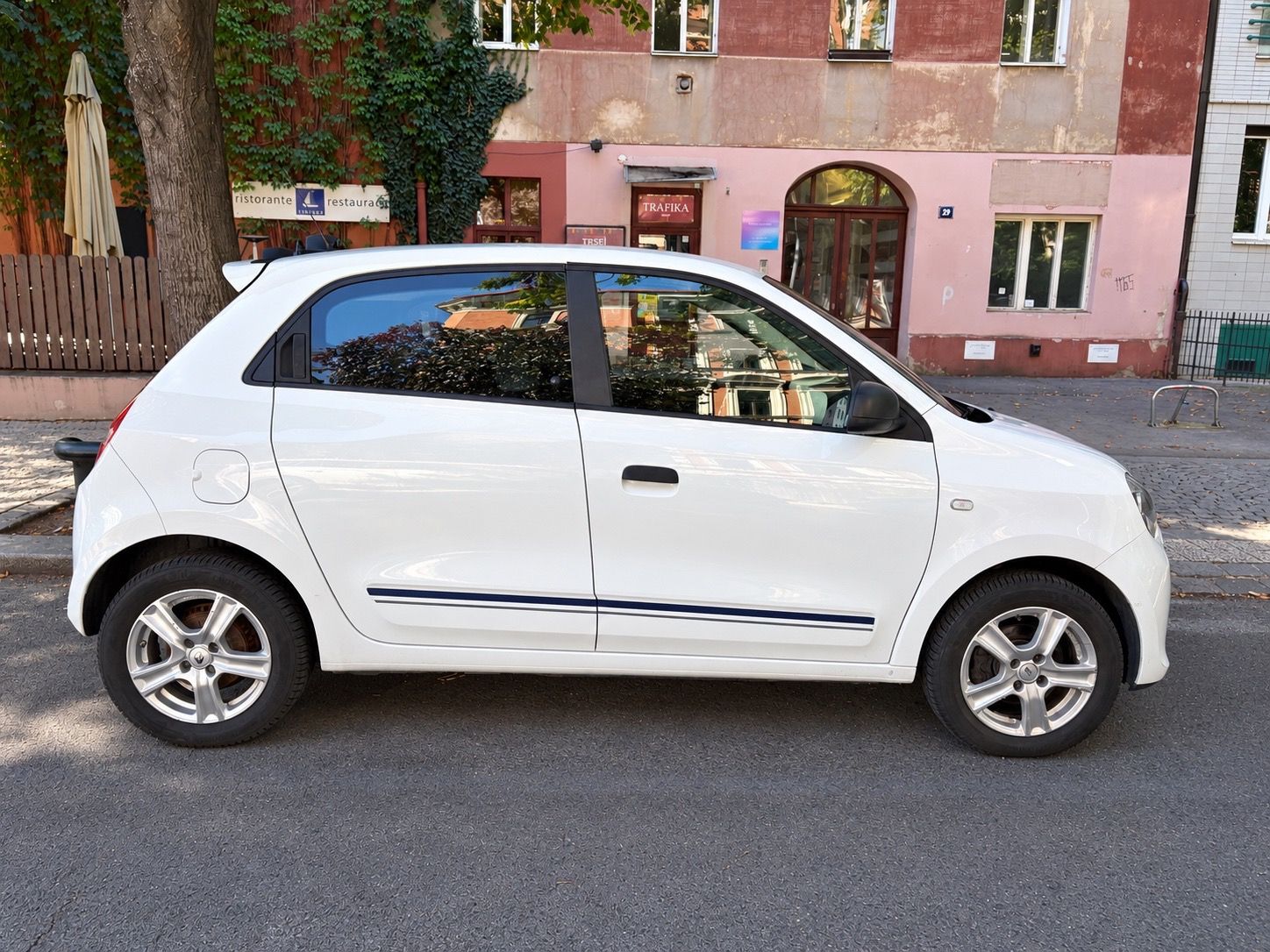 Renault Twingo, 1.0 SCe, klima, 45 429 km - fotka 2