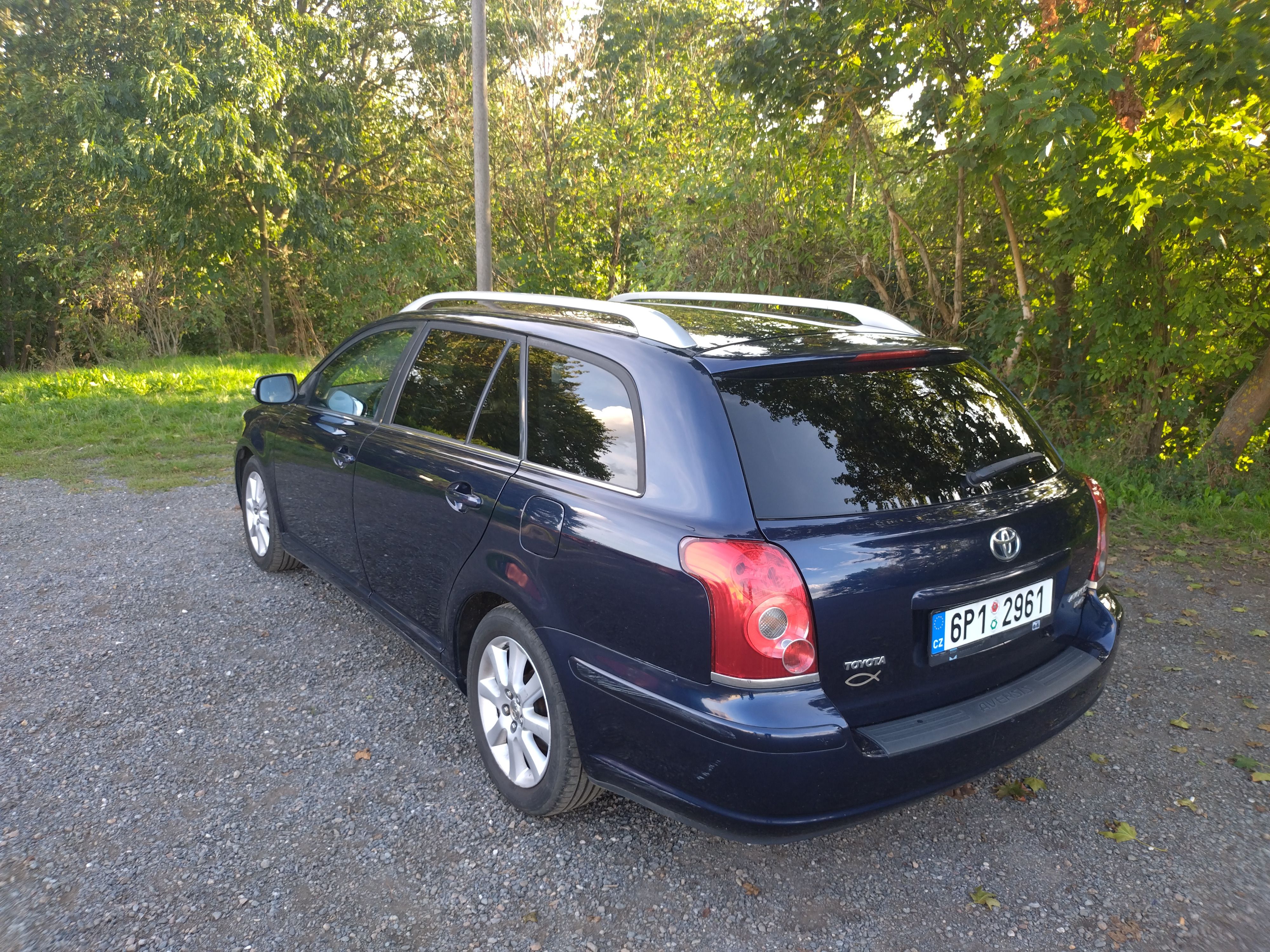 Toyota Avensis, 2.0 D-4D, tažné, motor po GO - fotka 6