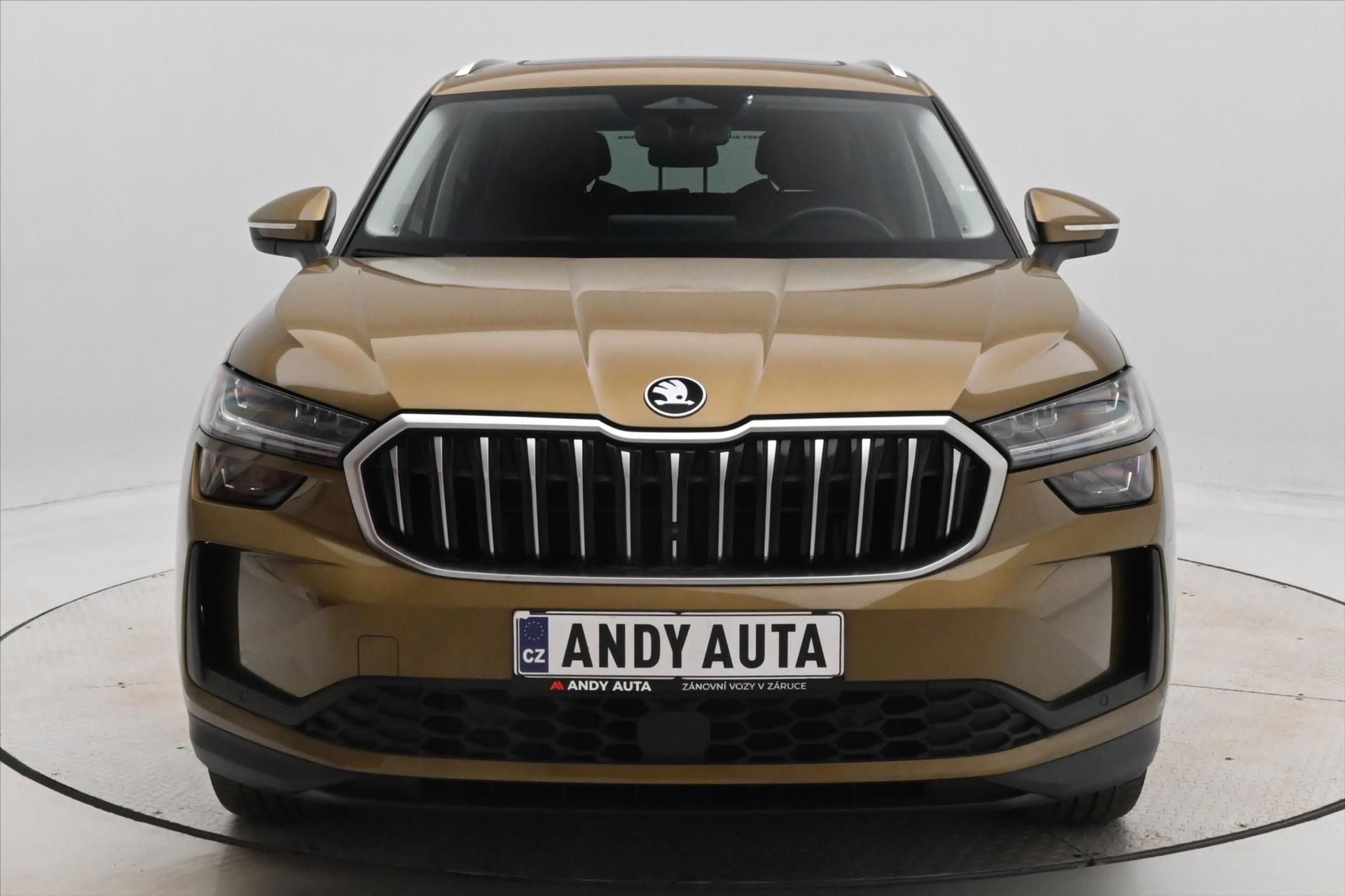 Škoda Kodiaq, 2,0 TDI 110kW DSG Selection 7 - fotka 2
