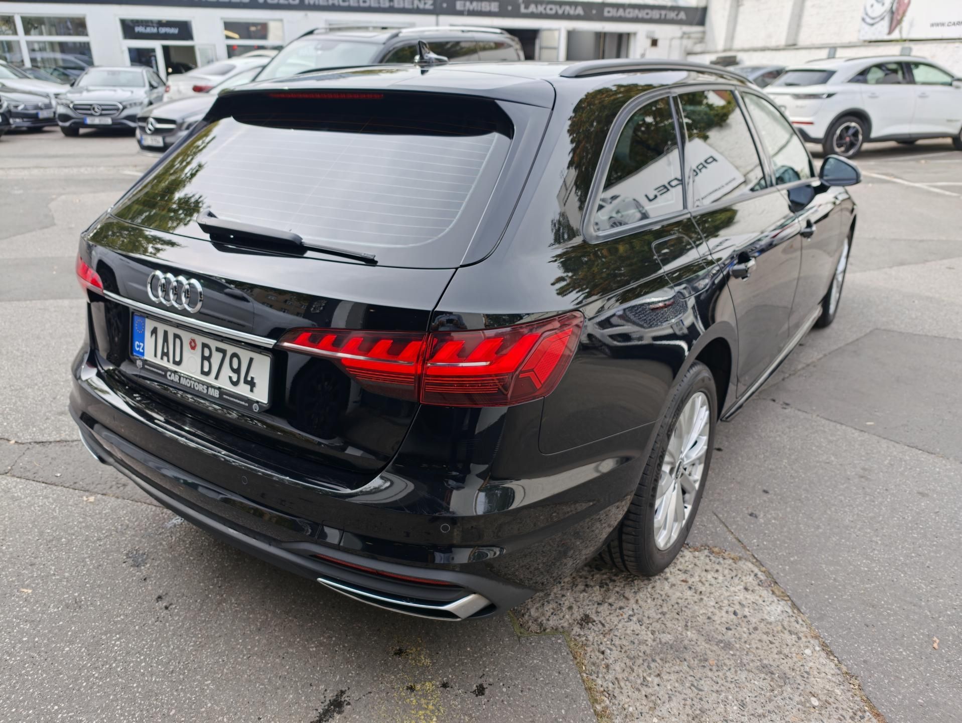 Audi A4 Avant, 40 TDI quattro - fotka 5