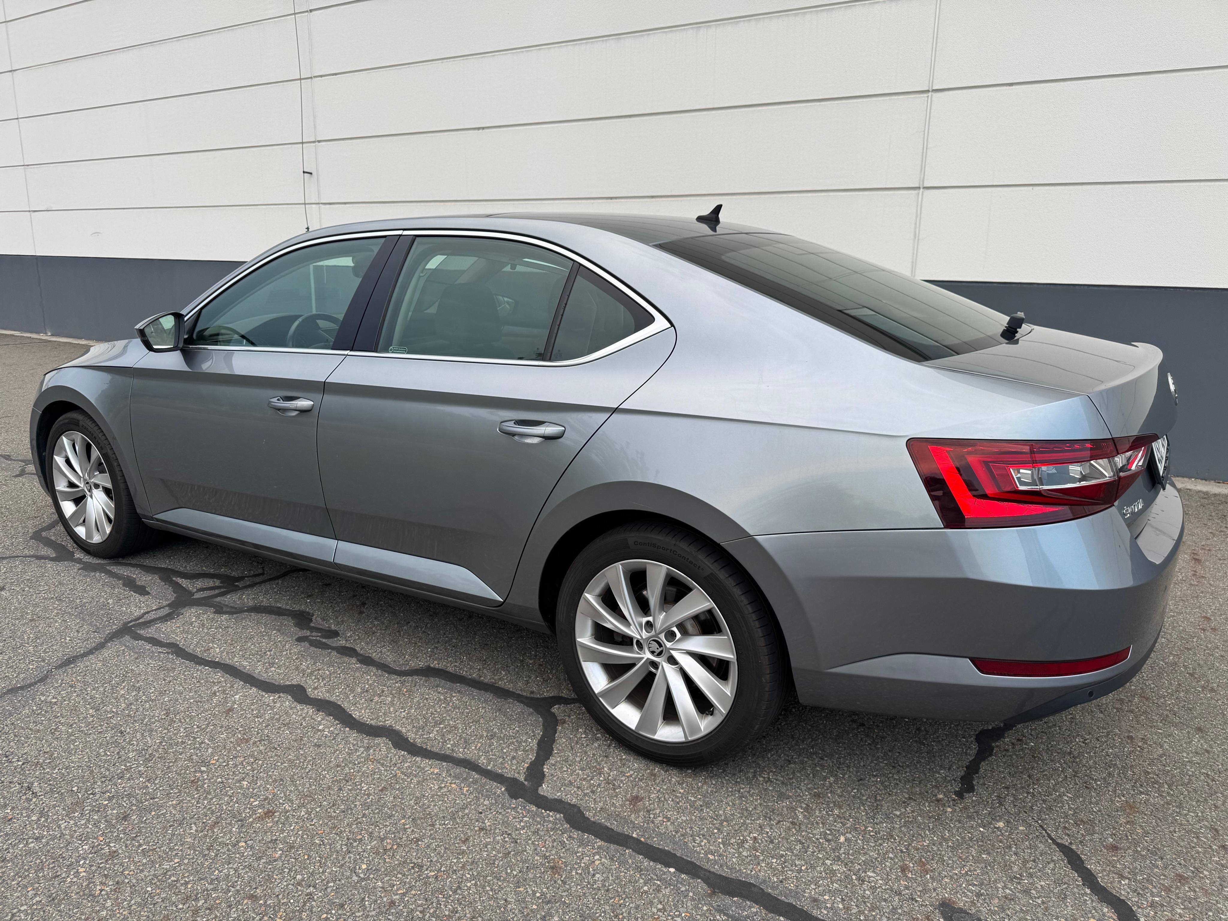 Škoda Superb, 1.6 TDI 88 kW STYLE koup. v CZ - fotka 2