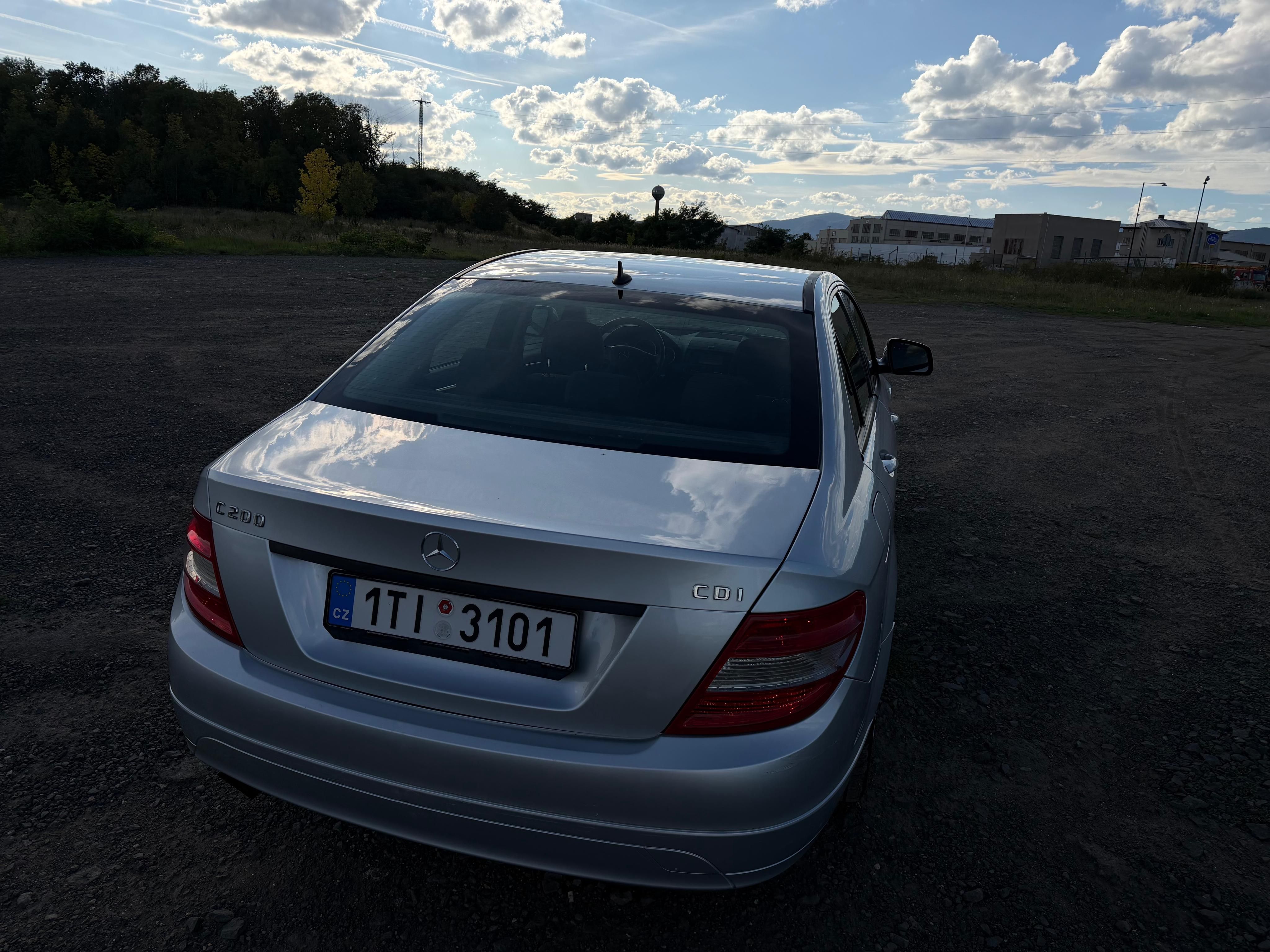 Mercedes-Benz Třídy C, C200 CDI W204 - fotka 3