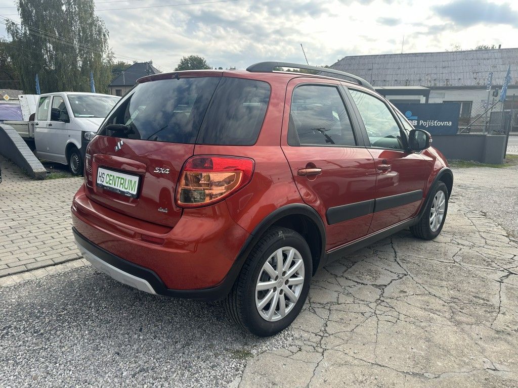 Suzuki SX4, Suzuki SX4 1.6i 88kW 4x4 - fotka 3