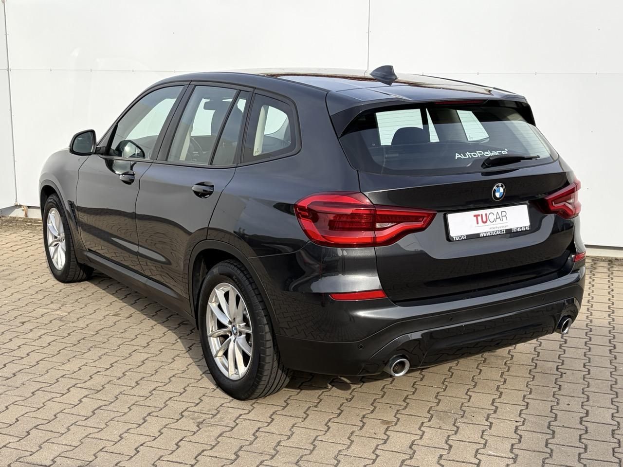 BMW X3, 2.0 D Xdrive - fotka 4